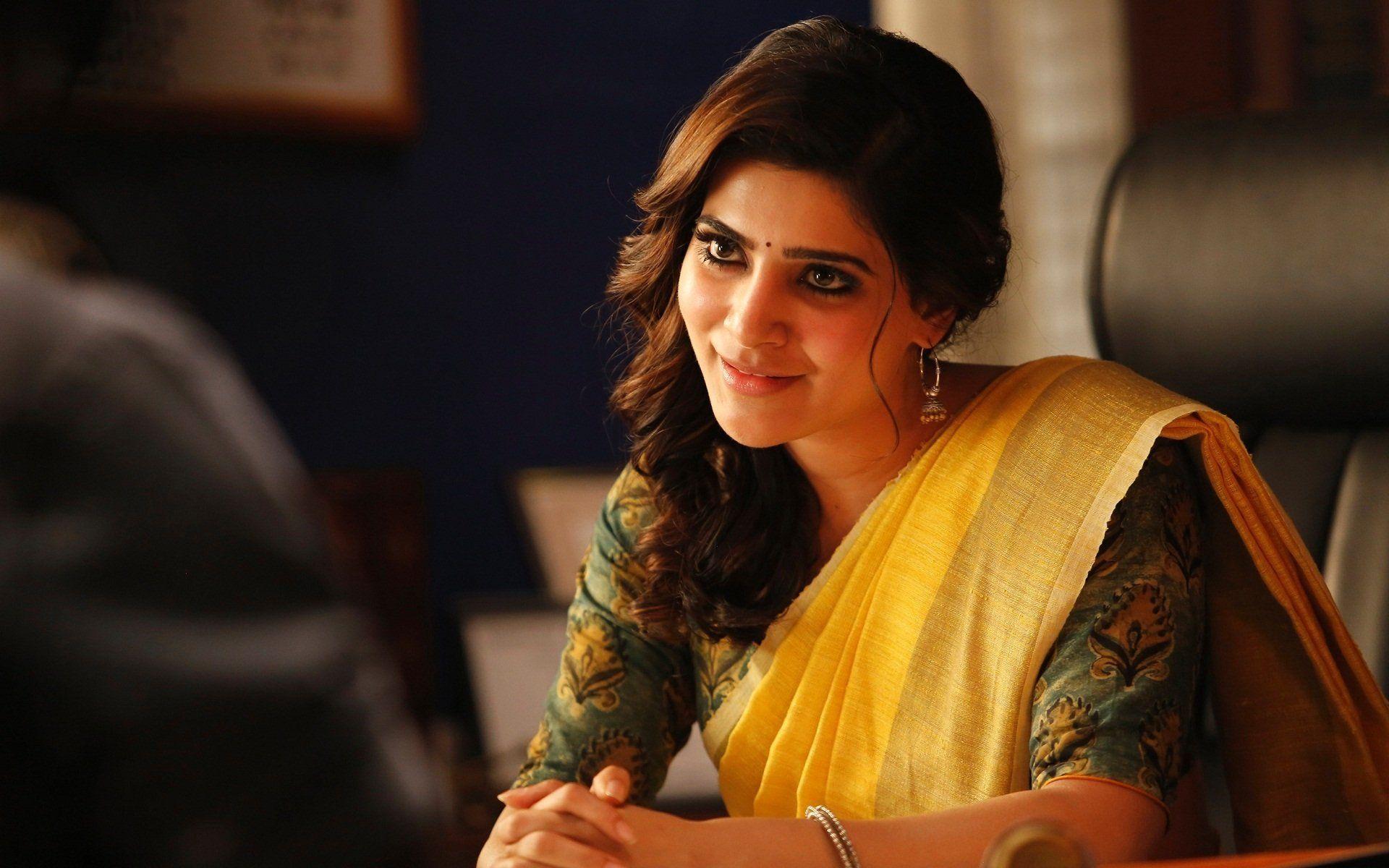 1920x1200 Actress Samantha Ruth Looking Very Cute In Saree Wallpaper