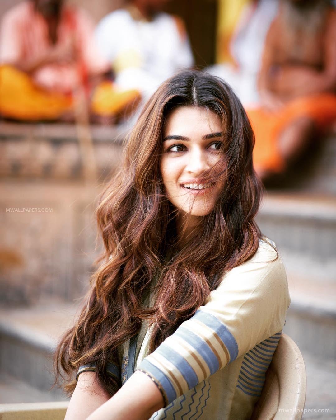 1080x1349 Kriti Sanon HD Wallpaper Desktop Background / Android