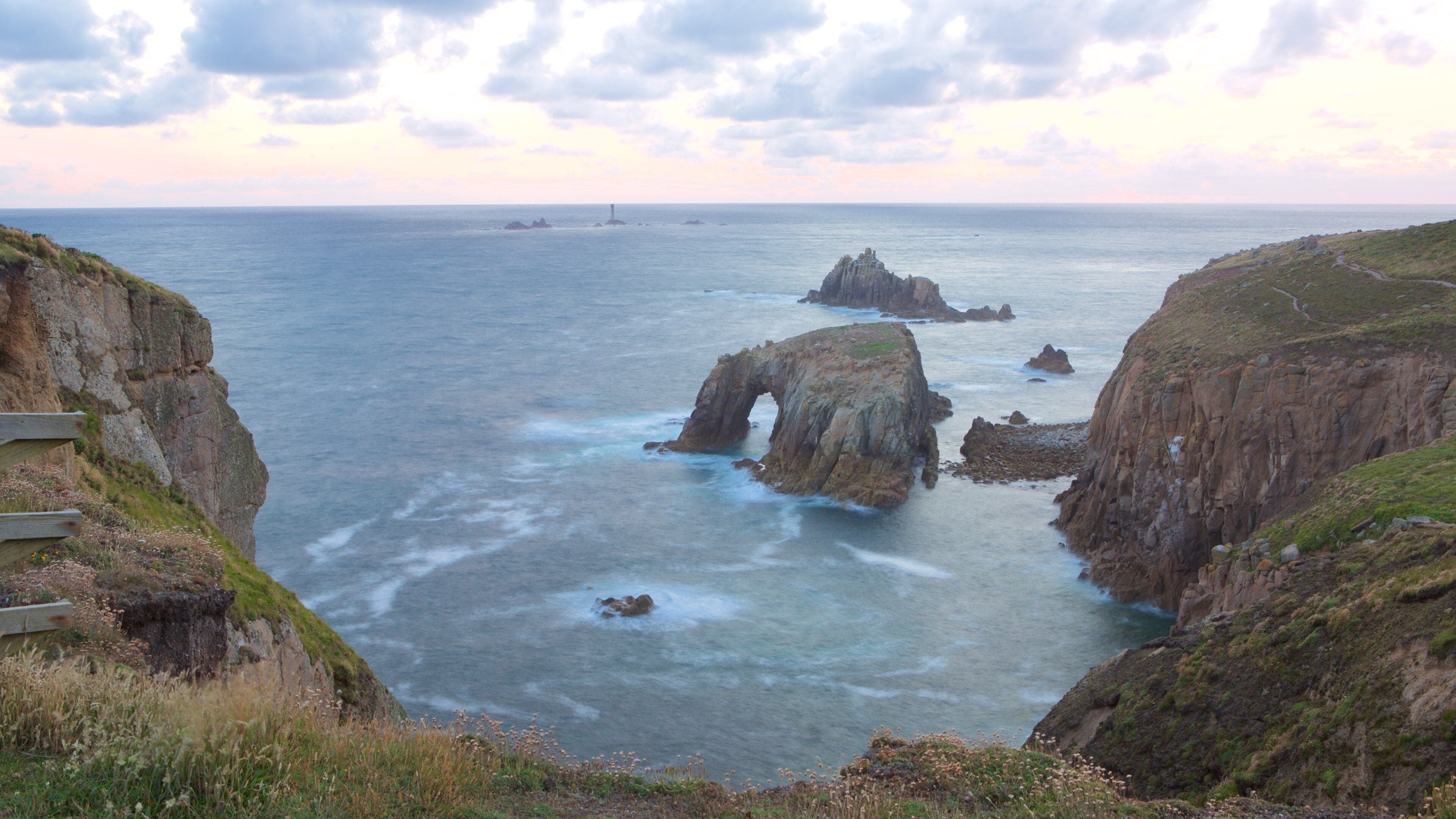 3840x2160 Land's End Tours