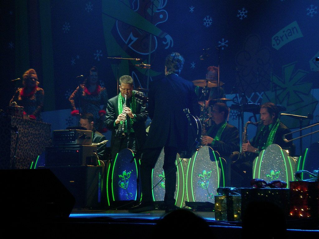 1024x768 DSCN1706. Brian Setzer Orchestra