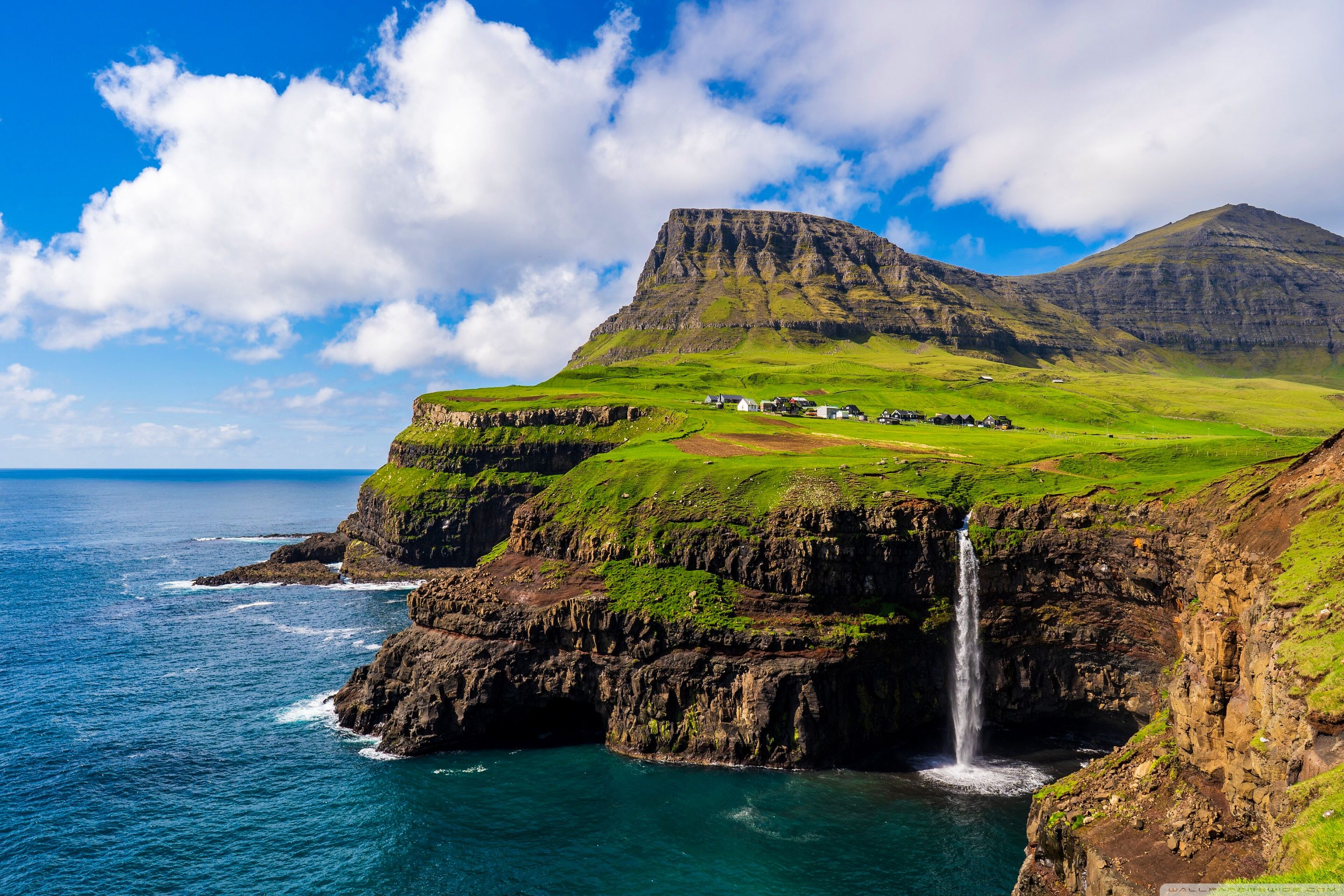 2880x1920 Gasadalur Village, Vagar, Faroe Islands 4K UHD Wallpaper for UltraHD Desktop and TV : Widescreen and UltraWide Display : Dual Monitor : Smartphone and Tablet Devices
