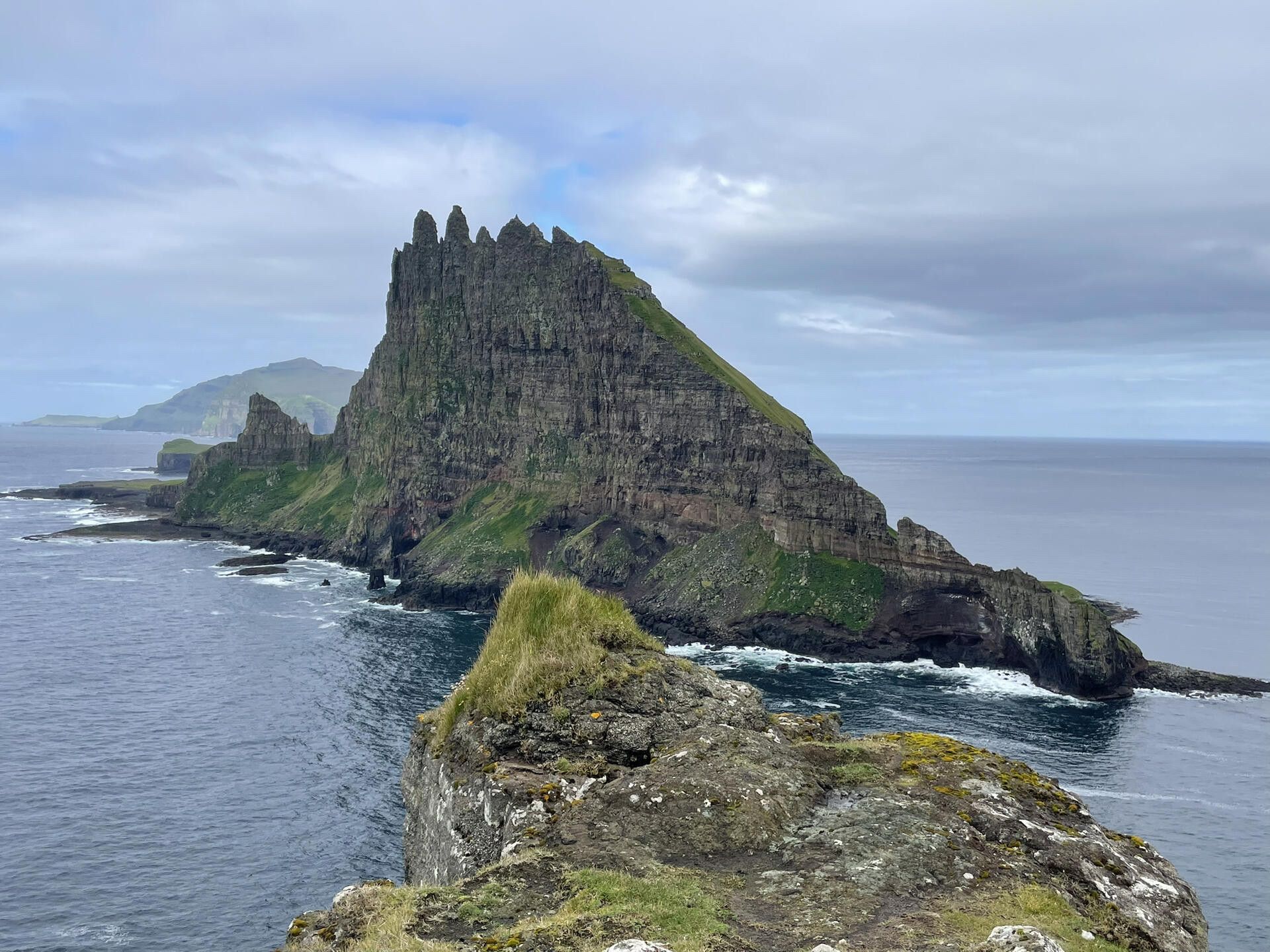 1920x1440 Close encounter with the sea arch. Trip.com Vagar