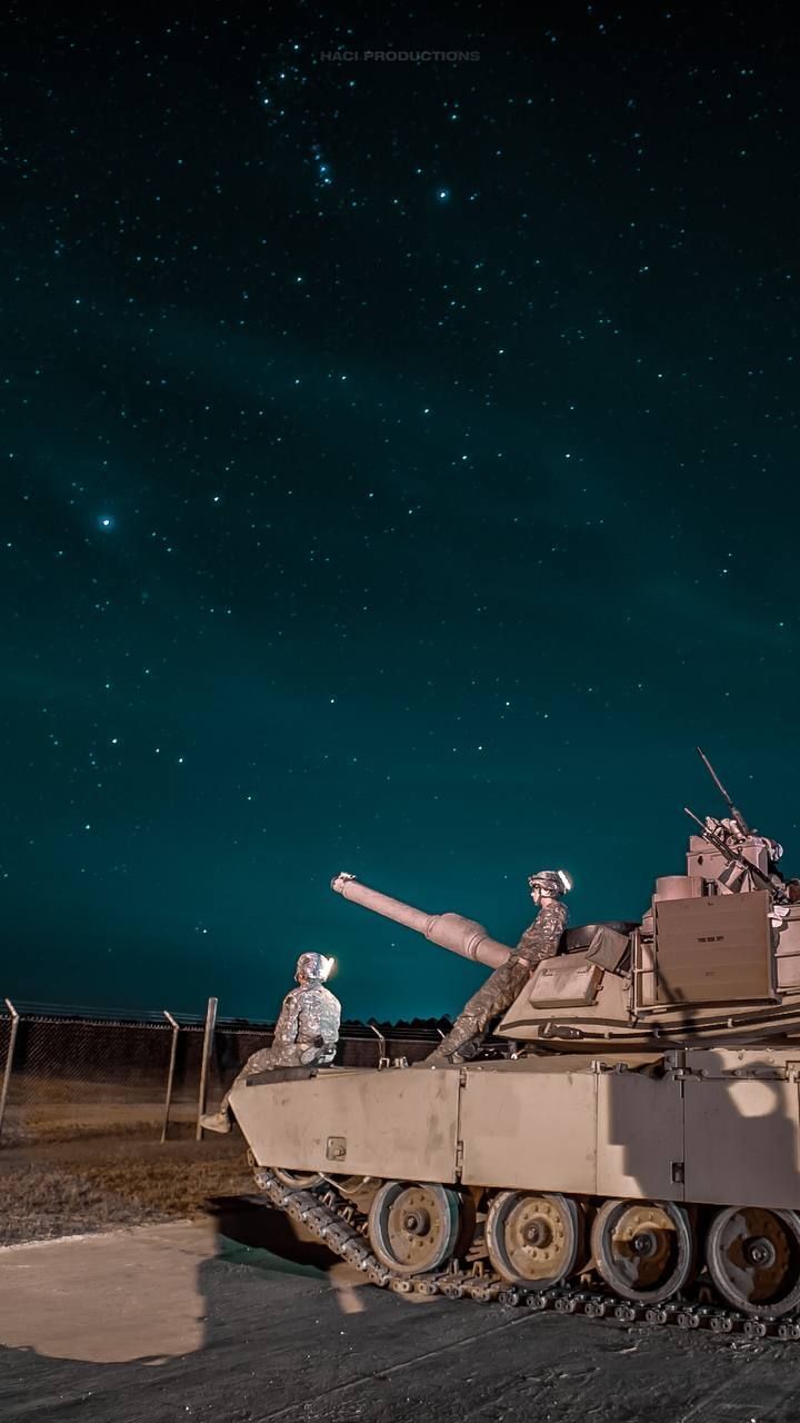 720x1280 Tank under the night