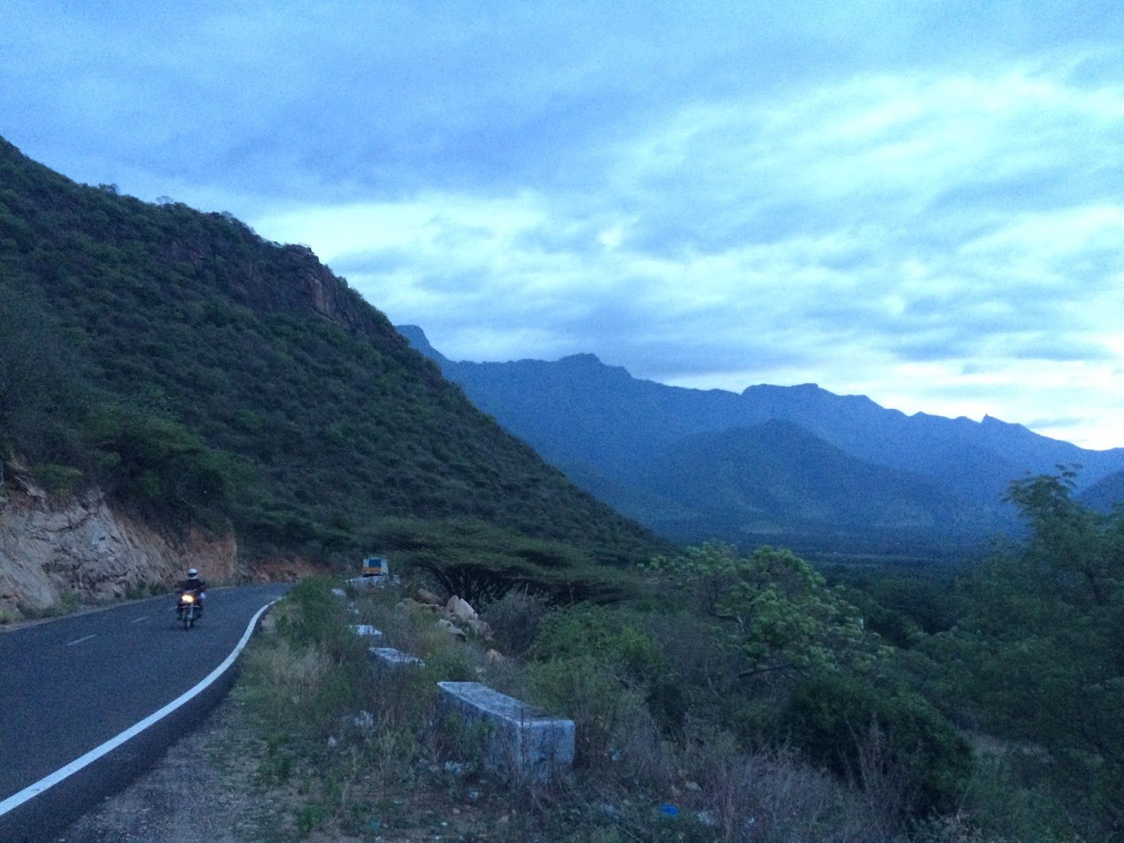 1600x1200 Theni