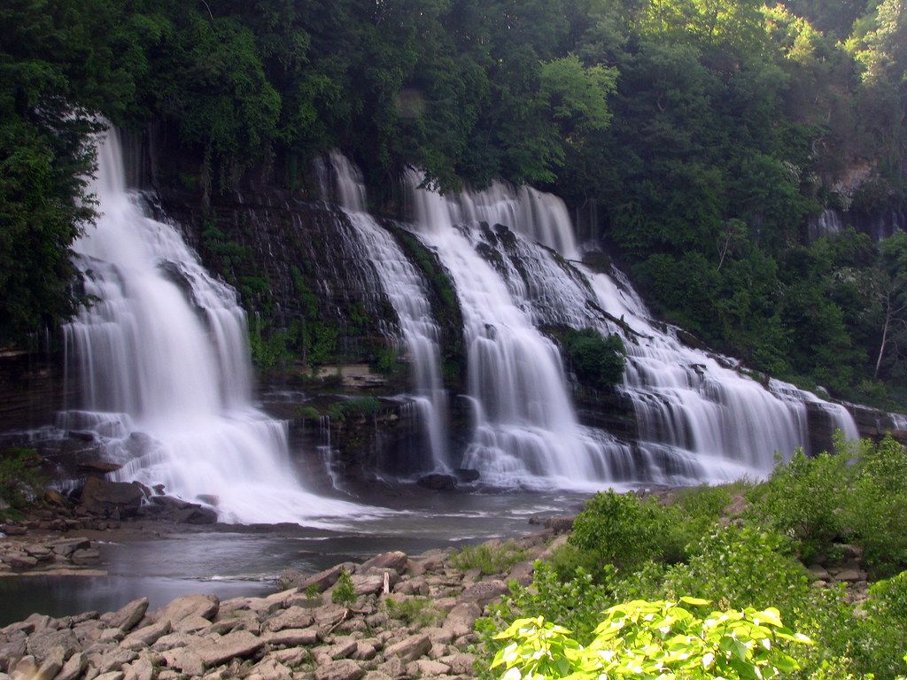 1024x768 Twin Falls 1. Rock Island was already a scenic location, an