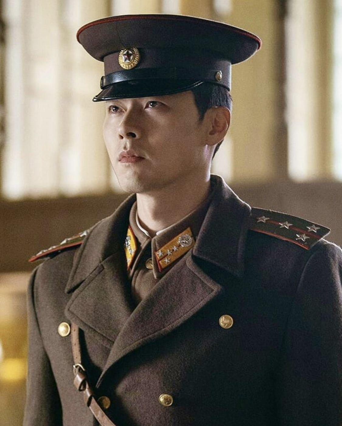1125x1399 Picture of Hyun Bin Looking Fine AF To Bless Your Timeline