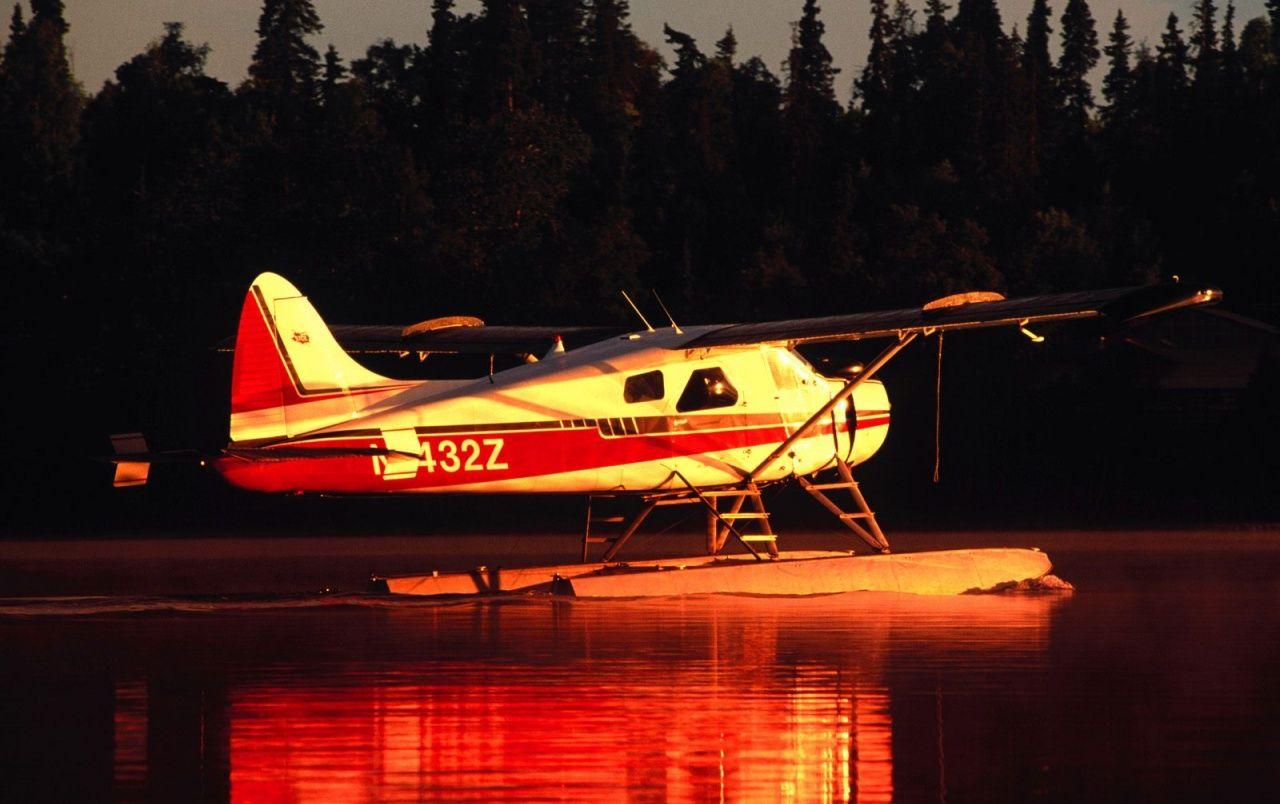 1280x804 Beaver Floatplane wallpaper. Beaver Floatplane