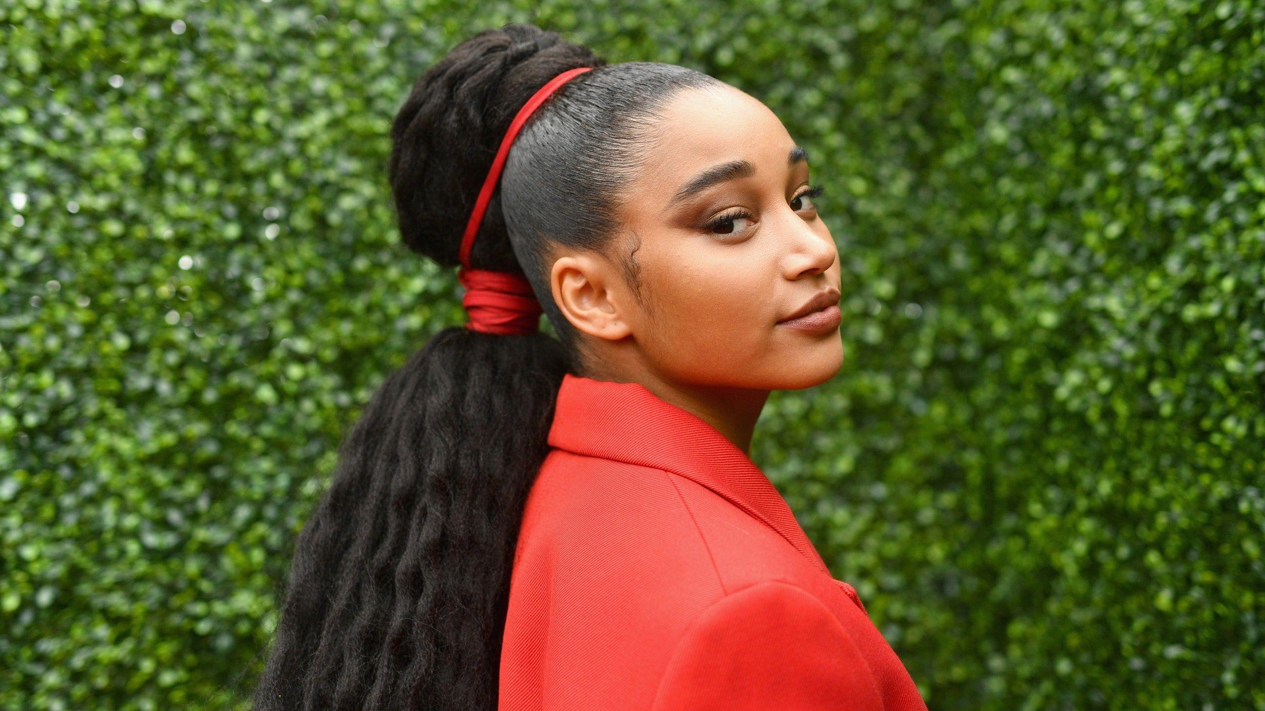 2560x1440 Amandla Stenberg: Stylists Have Made Me Feel Like My Natural Hair