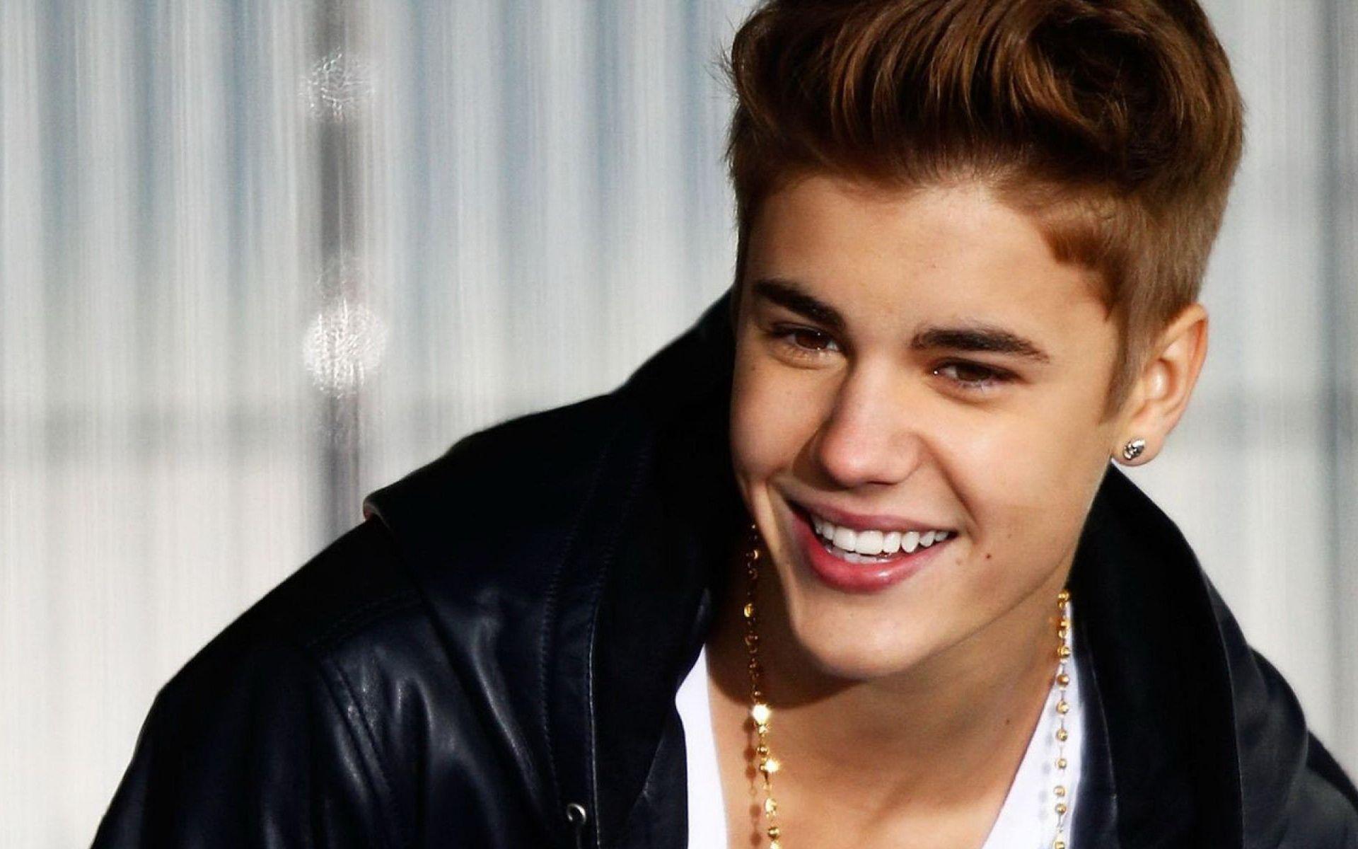 1920x1200 Justin Bieber Live Image, HD Wallpaper