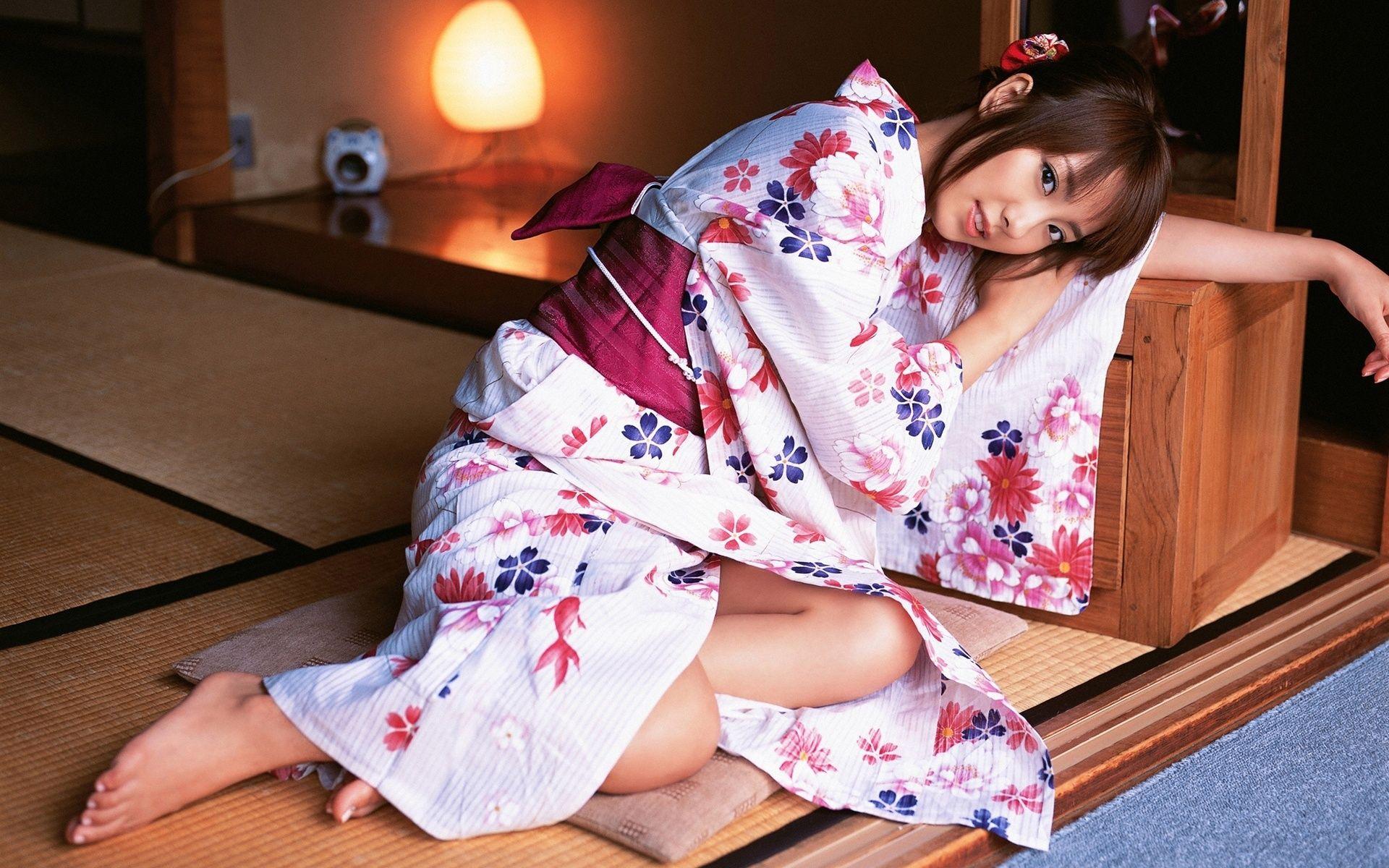 1920x1200 The indoor beautiful Japanese kimono girl wallpaper. other