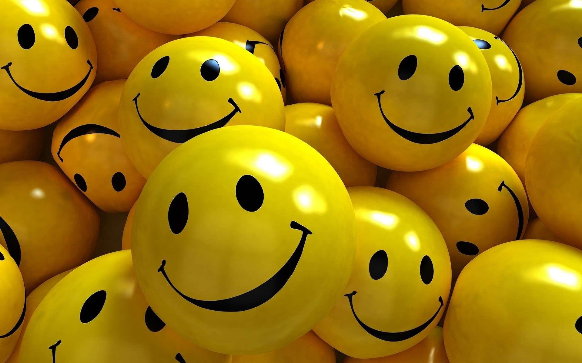 Big Smiley Face Wallpapers - Top Free