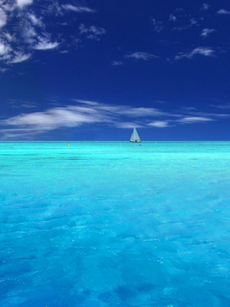 768x1024 Bright Blue Ocean iPad wallpaper