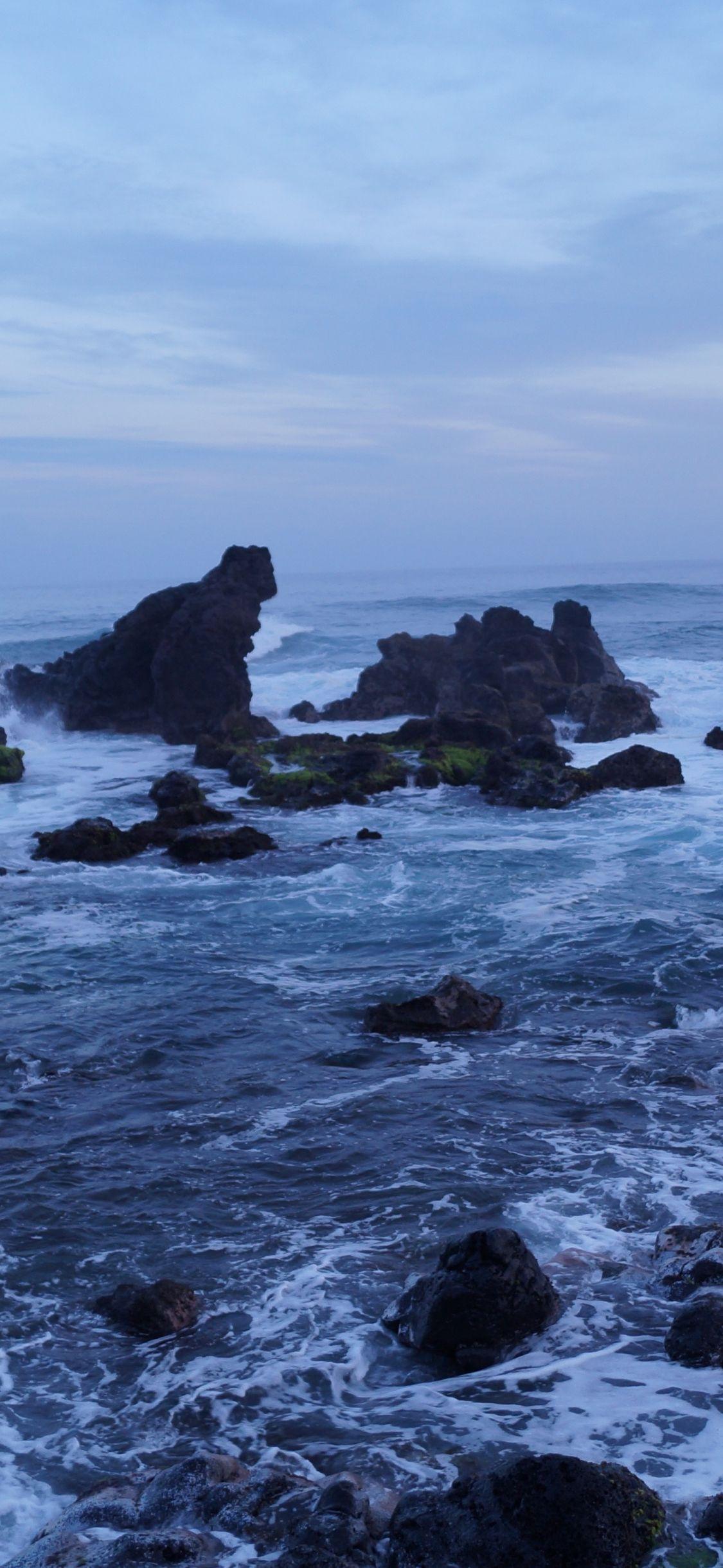 1125x2436 Download 1125x2436 wallpaper rocks, sea shore, coast, hawaii