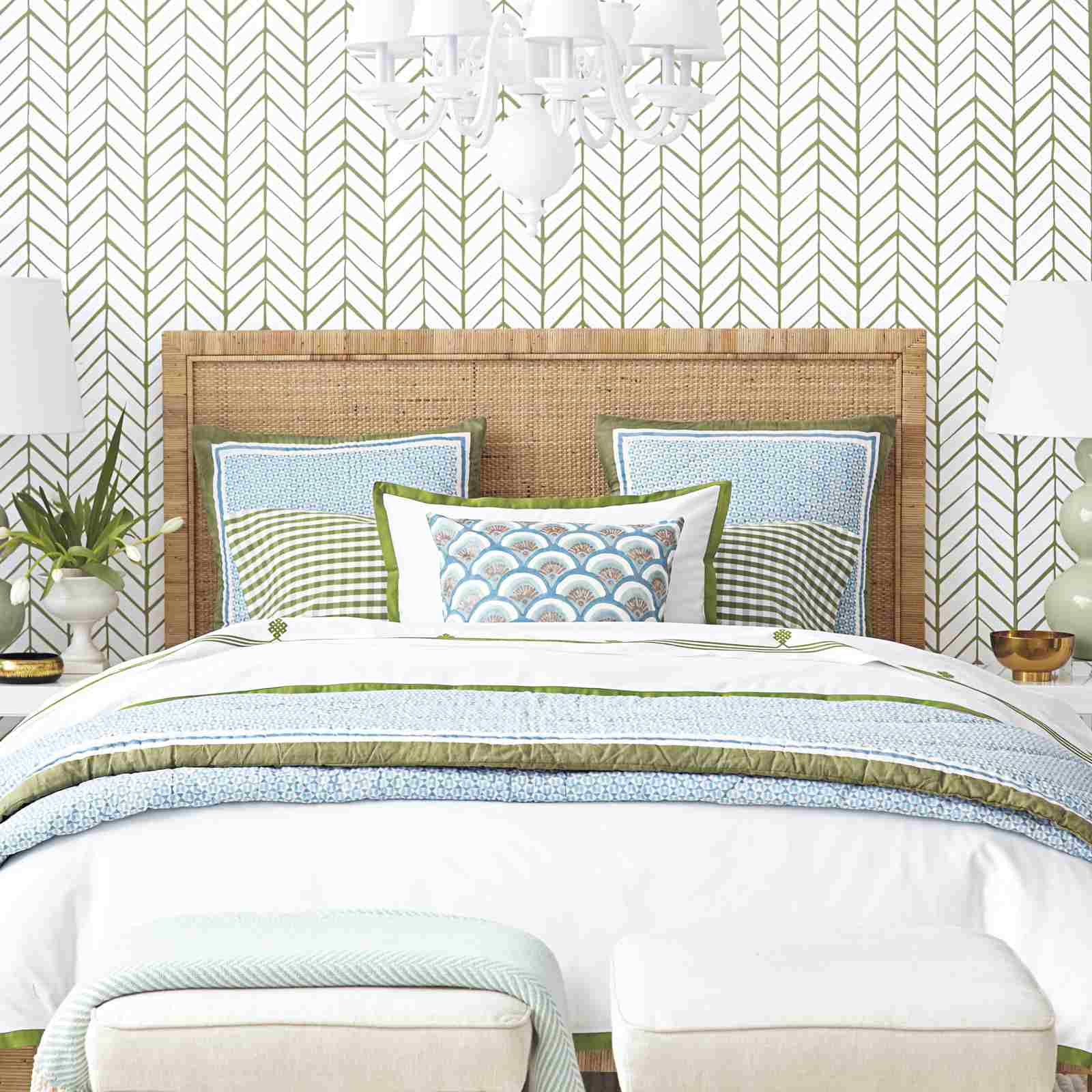 1600x1600 The 9 Best Temporary Wallpaper Brands of 2020