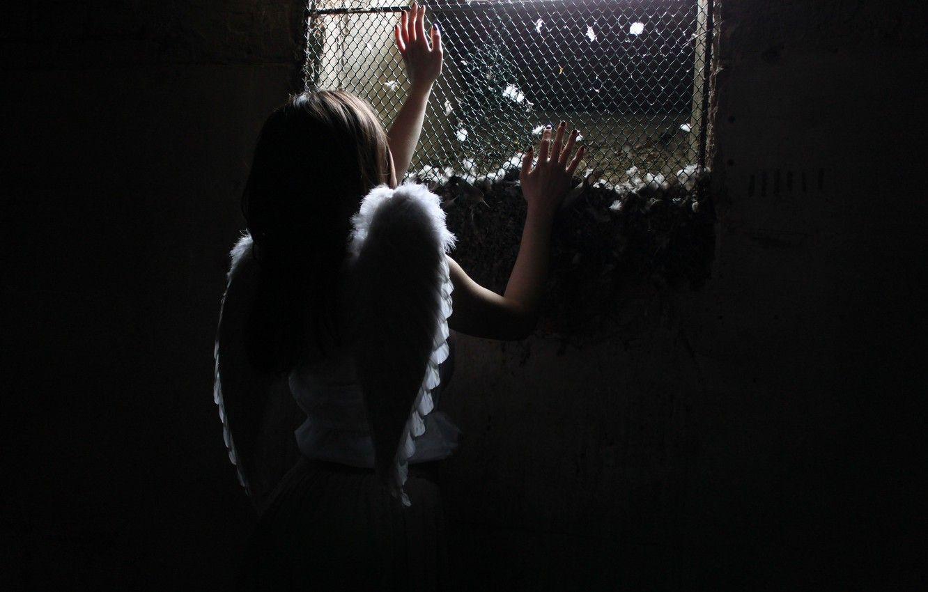 1332x850 Wallpaper girl, angel, prison image for desktop, section ситуации