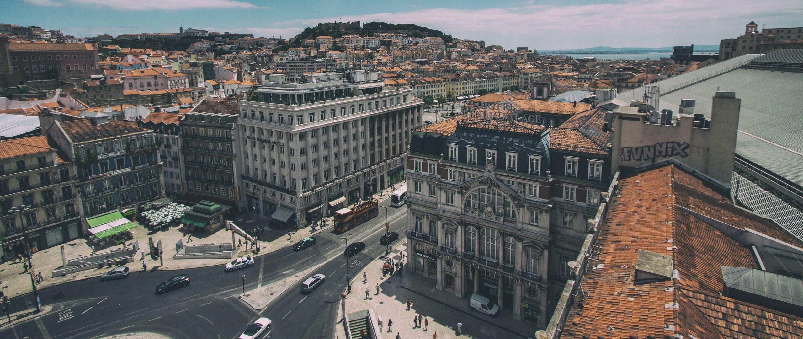 2560x1080 Download wallpaper 2560x1080 lisbon, portugal, buildings, view