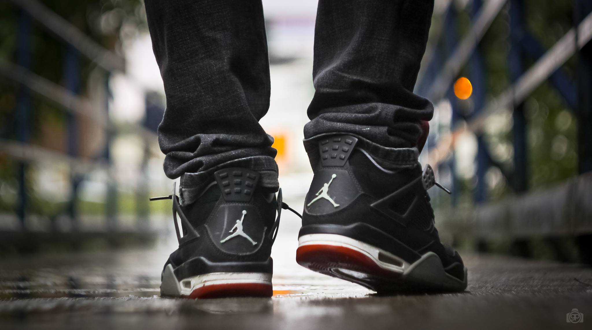 2048x1142 Air Jordan Shoes Wallpaper