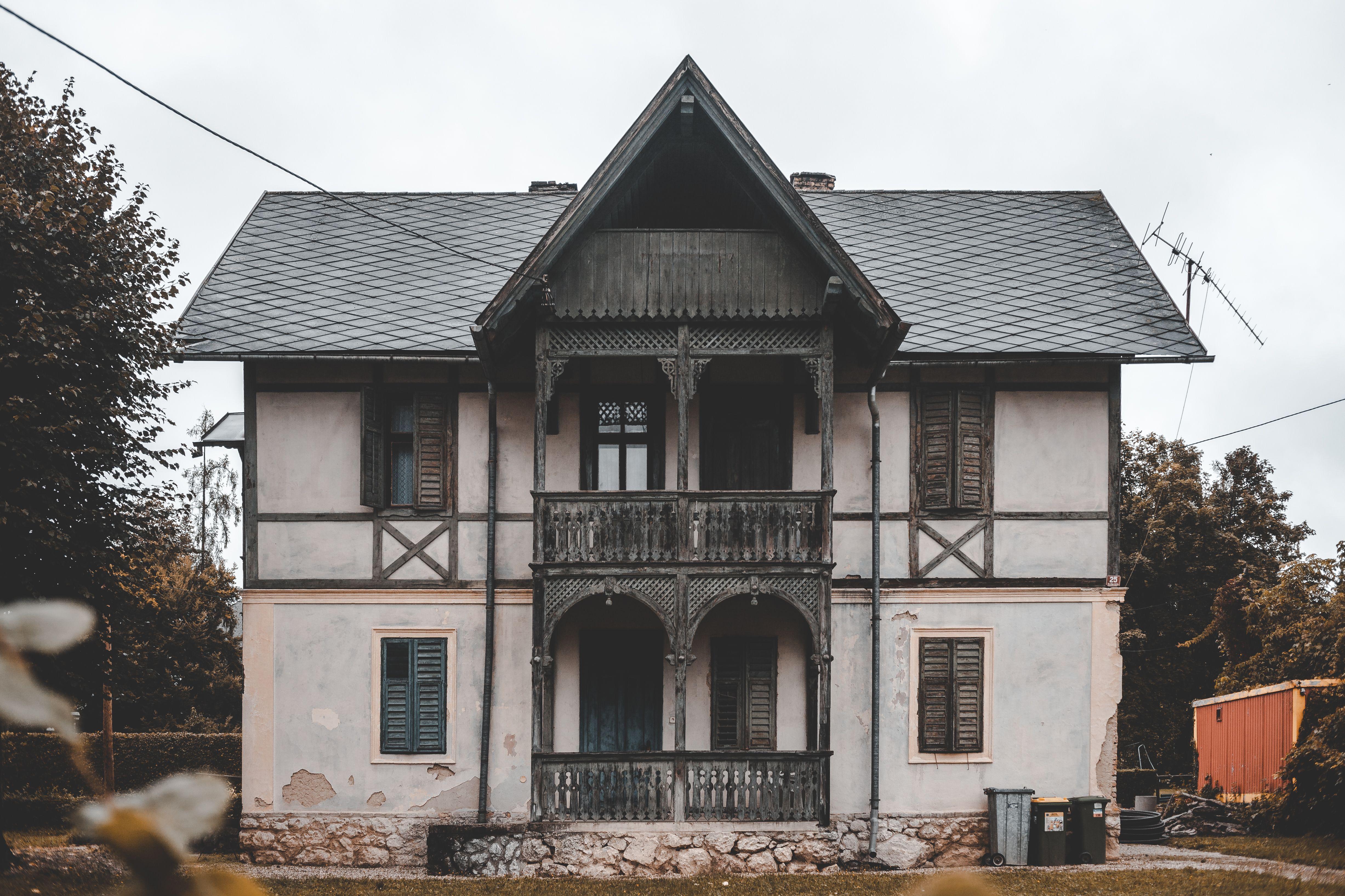 4908x3272 Old House Picture. Download Free Image