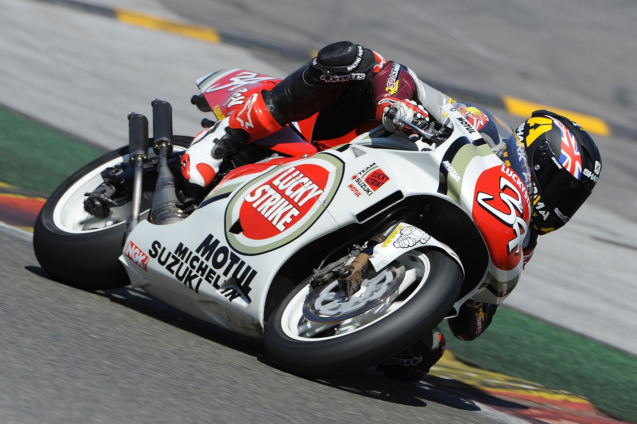 2048x1363 Moto2 Star Scott Redding Rides Kevin Schwantz's Suzuki RGV500