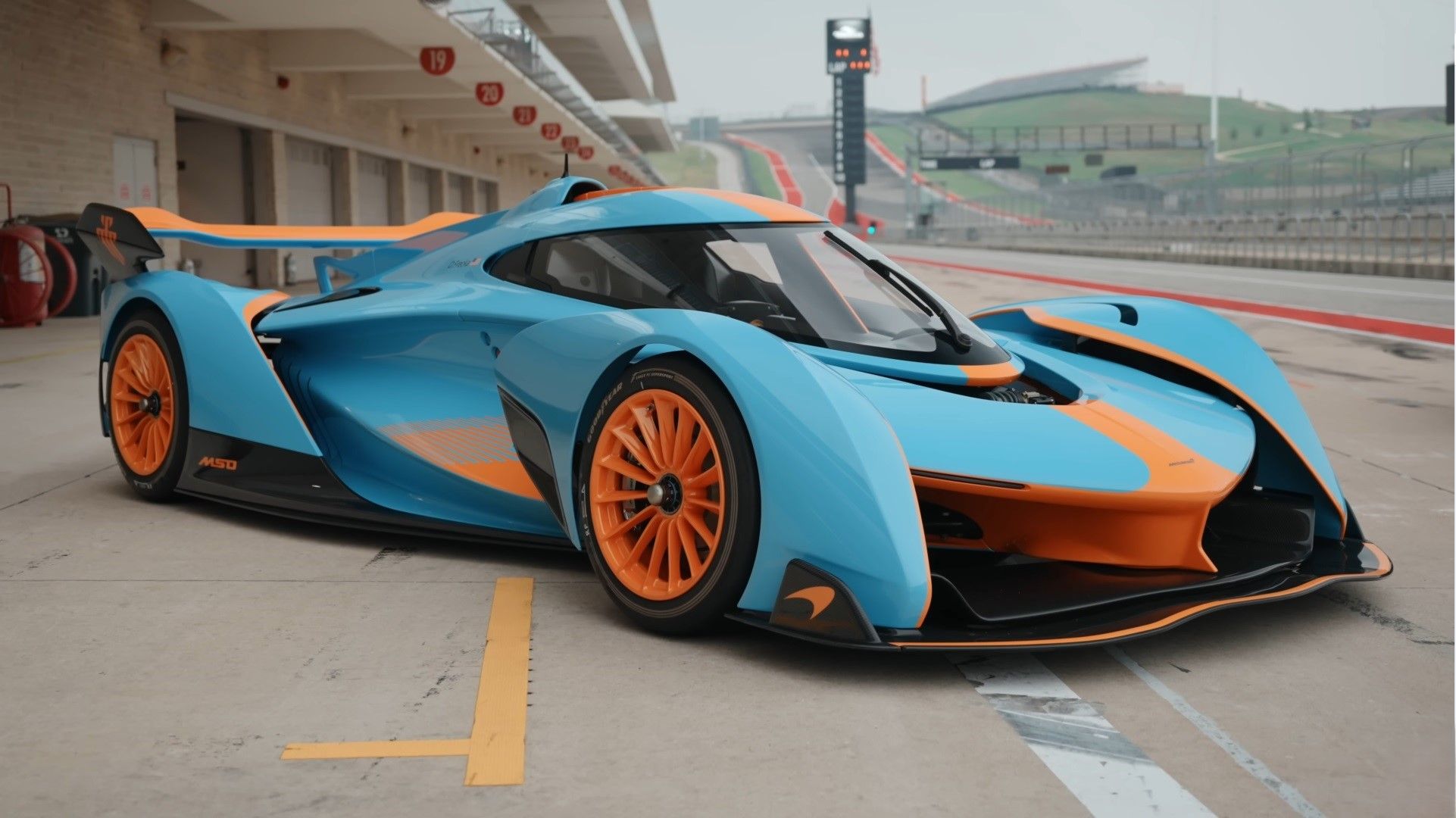 1922x1080 VIDEO: First Drive in the McLaren Solus GT