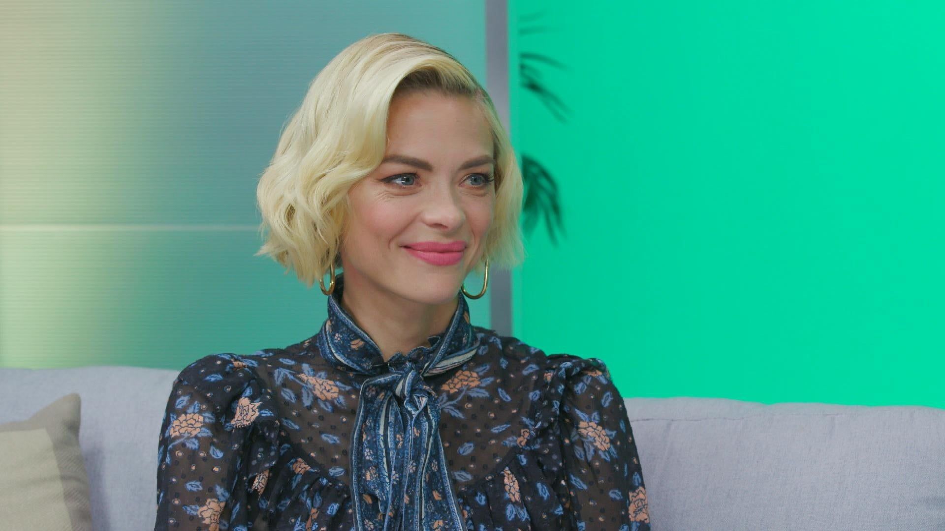 1920x1080 Jaime King and Boyfriend Sennett Devermont Go Instagram Official