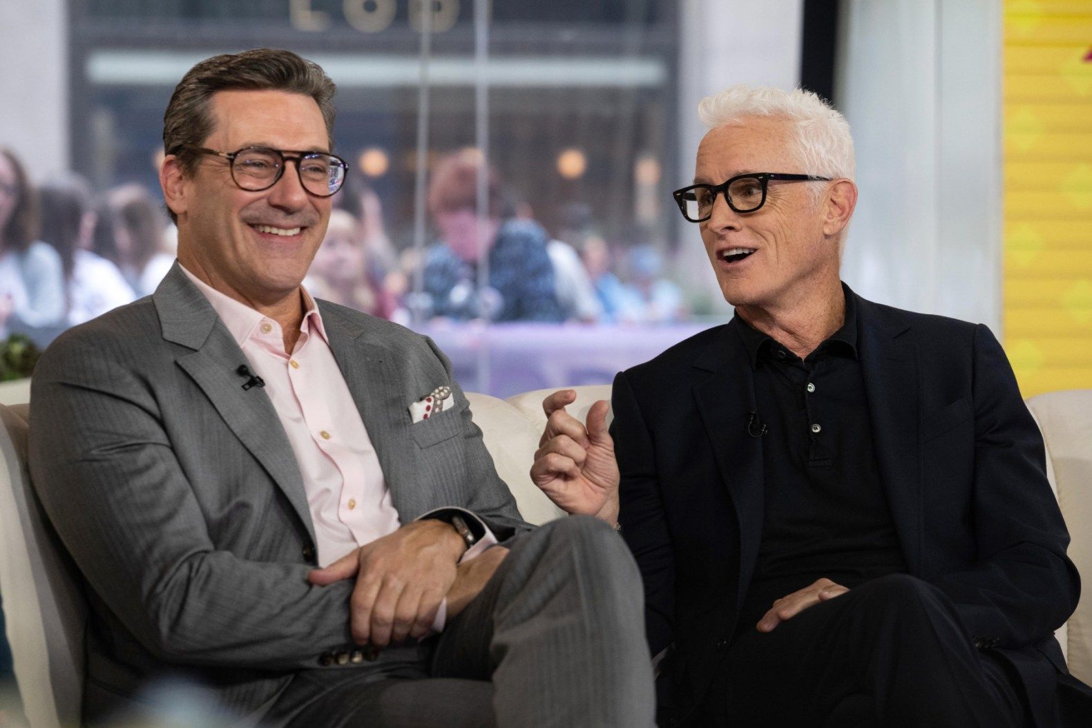 1581x1054 Jon Hamm, John Slattery Recreate 'Vanderpump Rules' Reunion Scenes