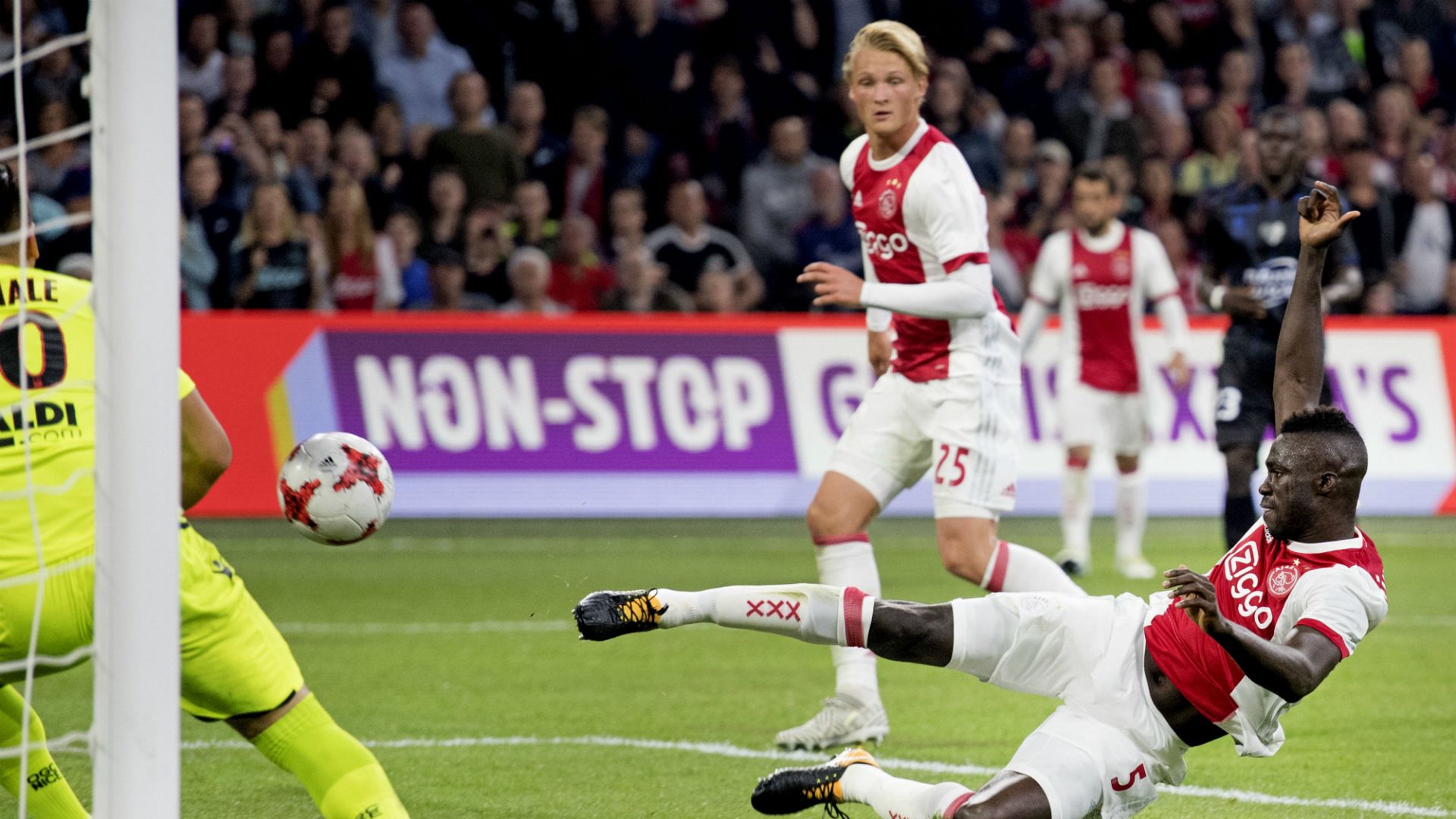 1920x1080 Who Is Tottenham's Davinson Sanchez? The Ex Ajax Gem Signed For A Club Record €40 Million