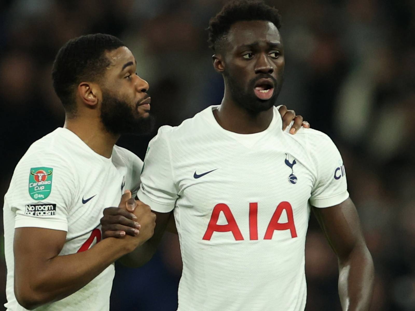 1600x1200 Davinson Sanchez