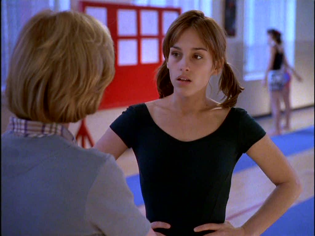 1024x768 Perfect Body (1997)