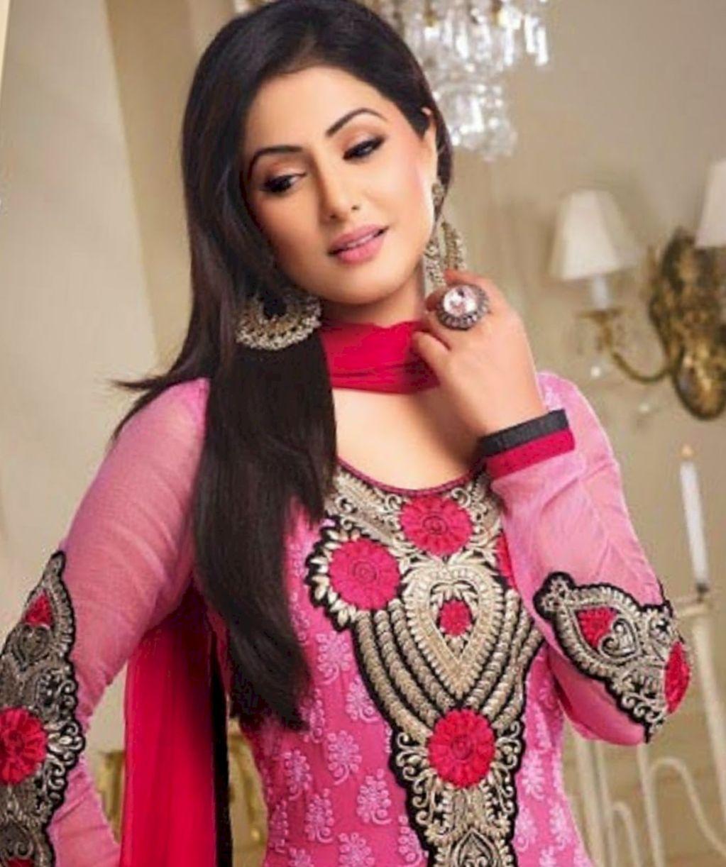 1023x1222 Beautiful Actress Hina Khan Wallpaper Free Download