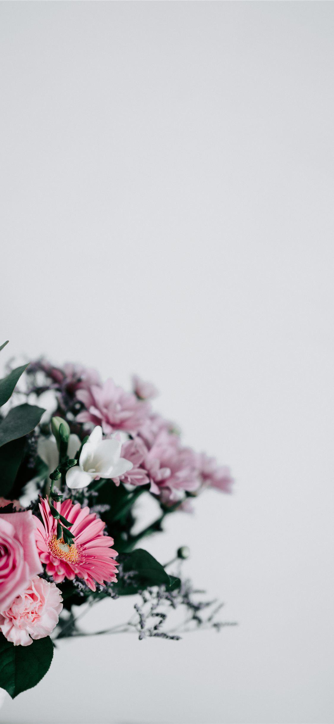 1125x2436 Flowers with blank space iPhone X Wallpaper Free Download