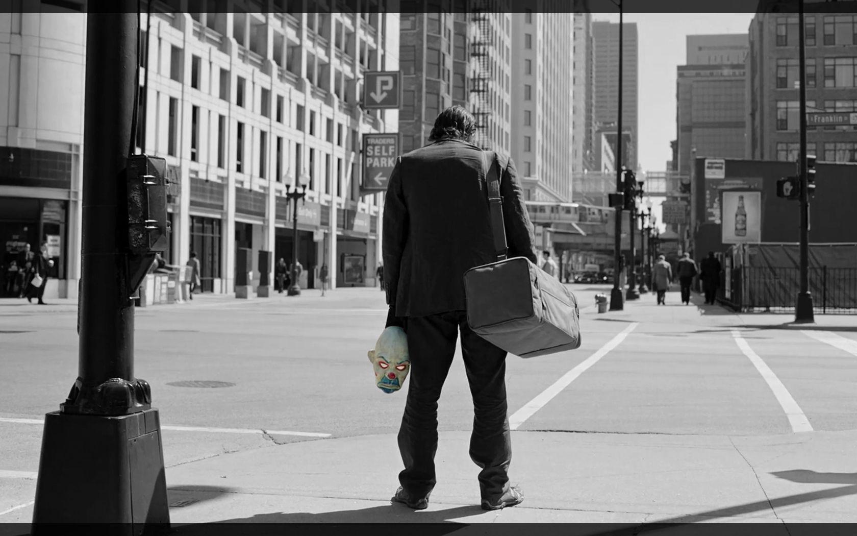 1680x1050 The Joker, clowns, bank, Heath Ledger, selective coloring