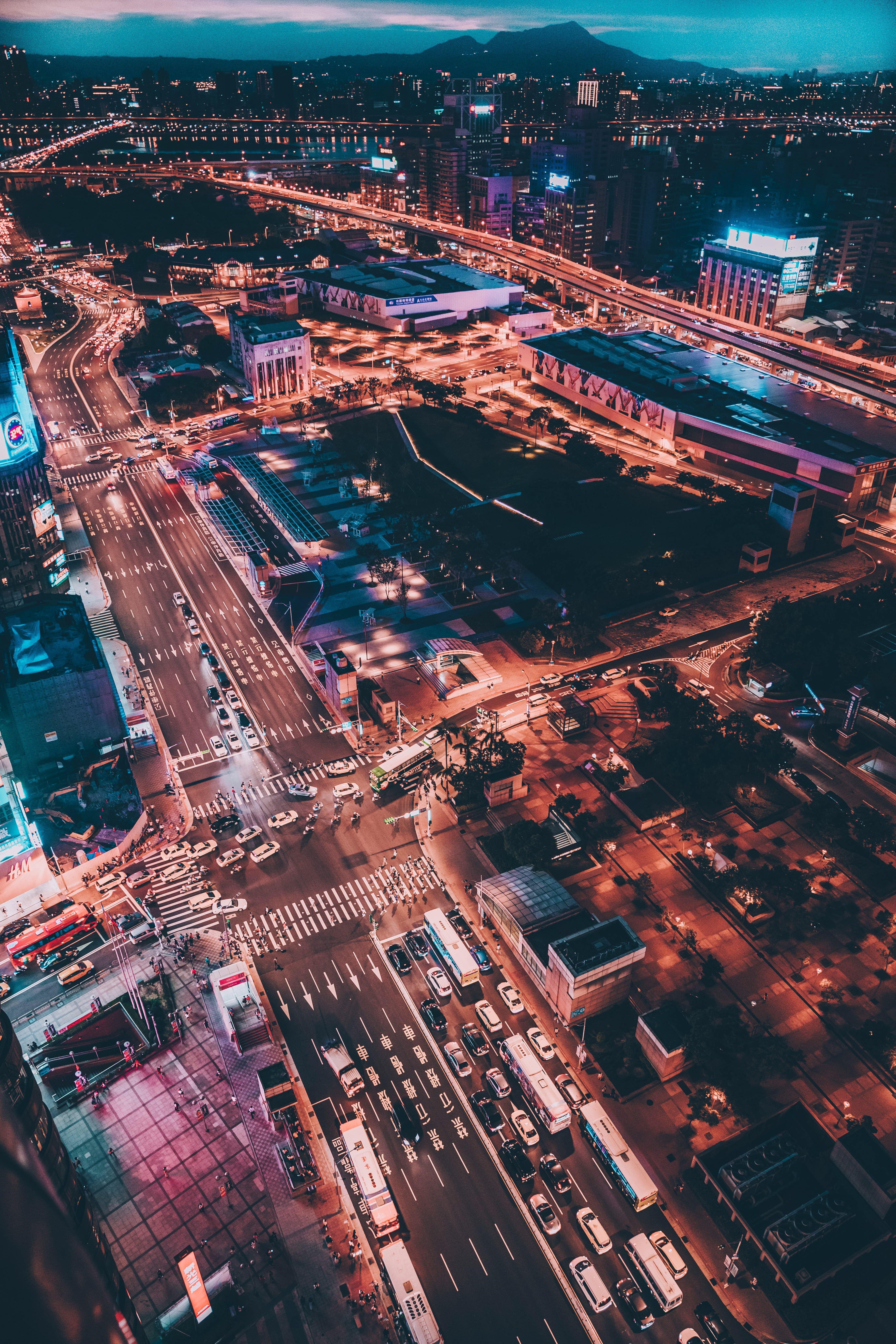 4422x6633 White Building, Taipei City, Taiwan, Night City HD View