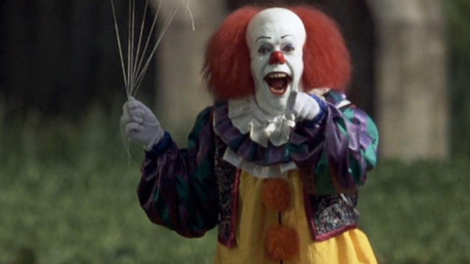 1920x1080 Photographer Awesomely Sneaks Pennywise The Clown into His