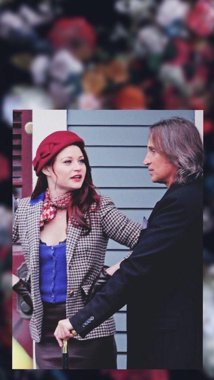 723x1280 rumbelle lockscreen. via Tumblr