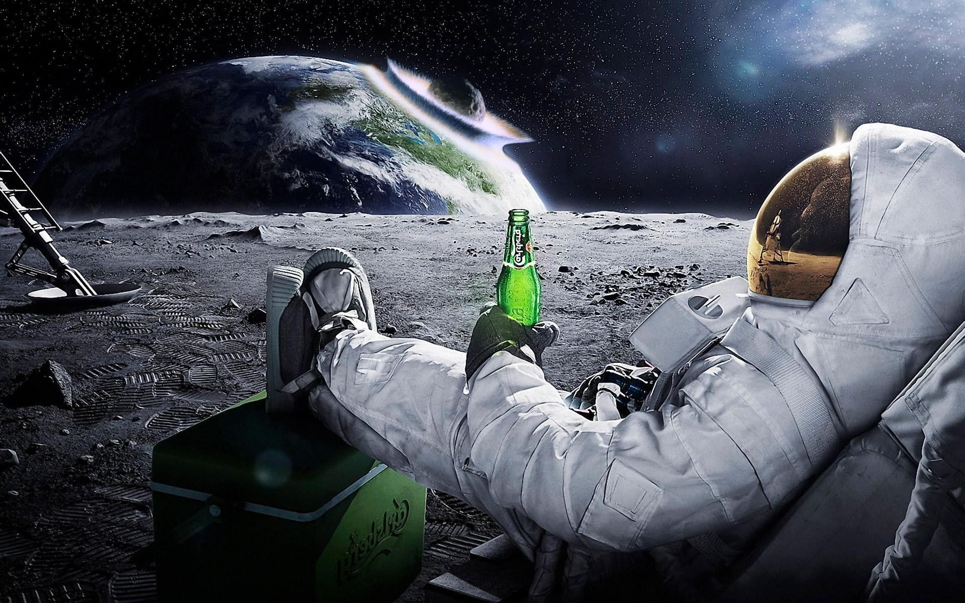 1920x1200 space, Astronaut, Meteors, Earth, Beer, Carlsberg Wallpaper HD