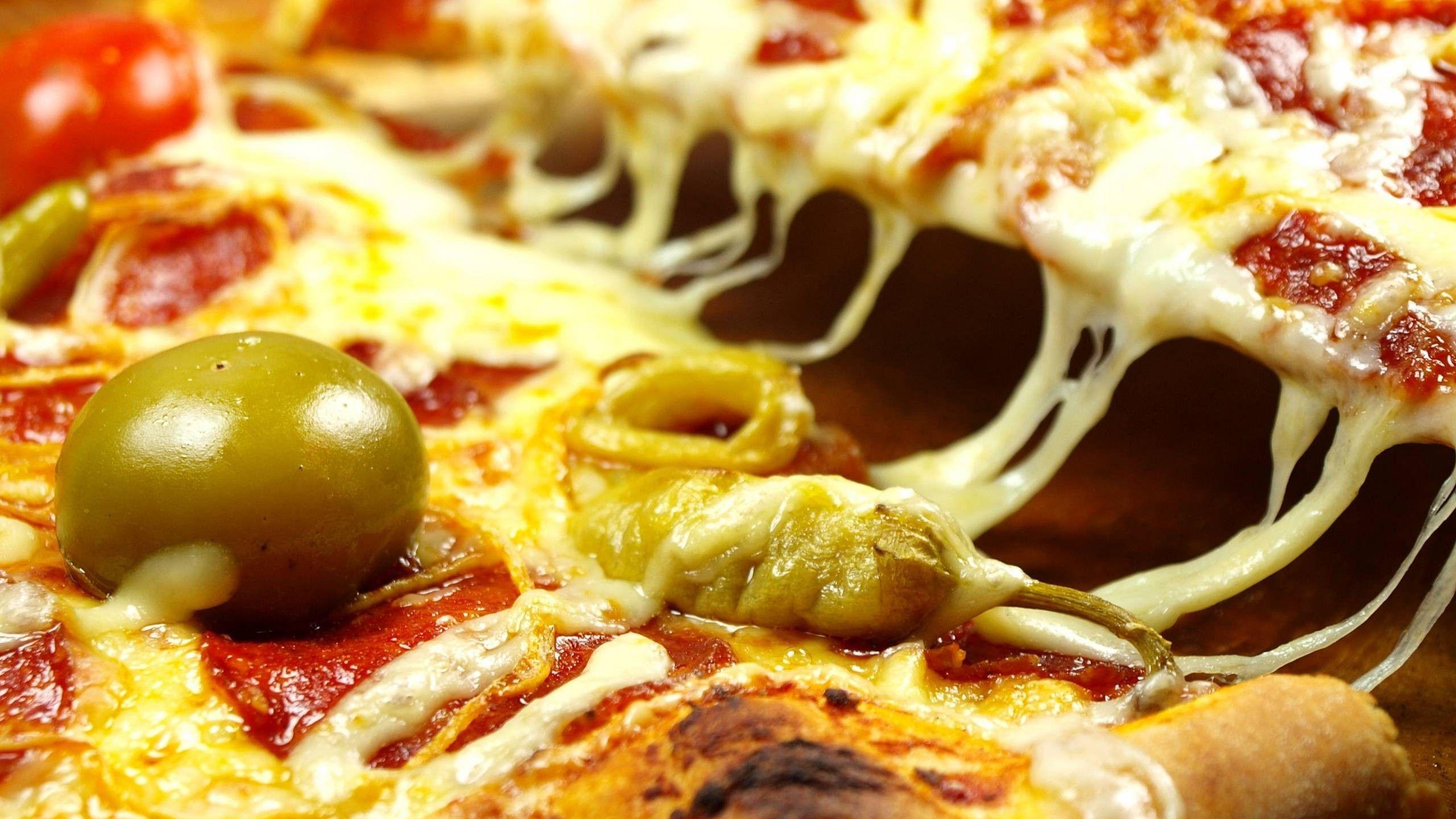 2560x1440 Cheese Pizza Wallpaper For iPhone Free Download > SubWallpaper