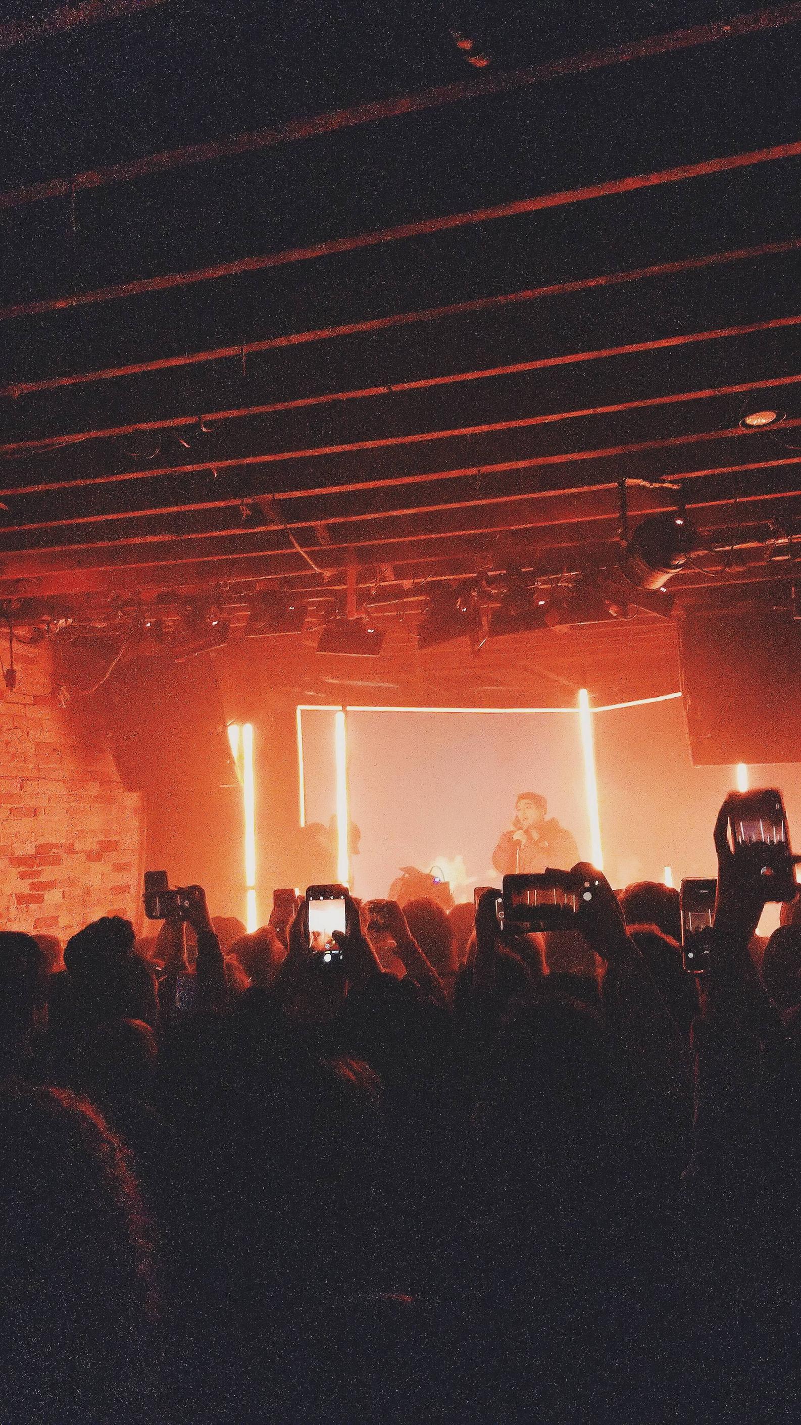 1586x2822 Joji Will He Wallpaper