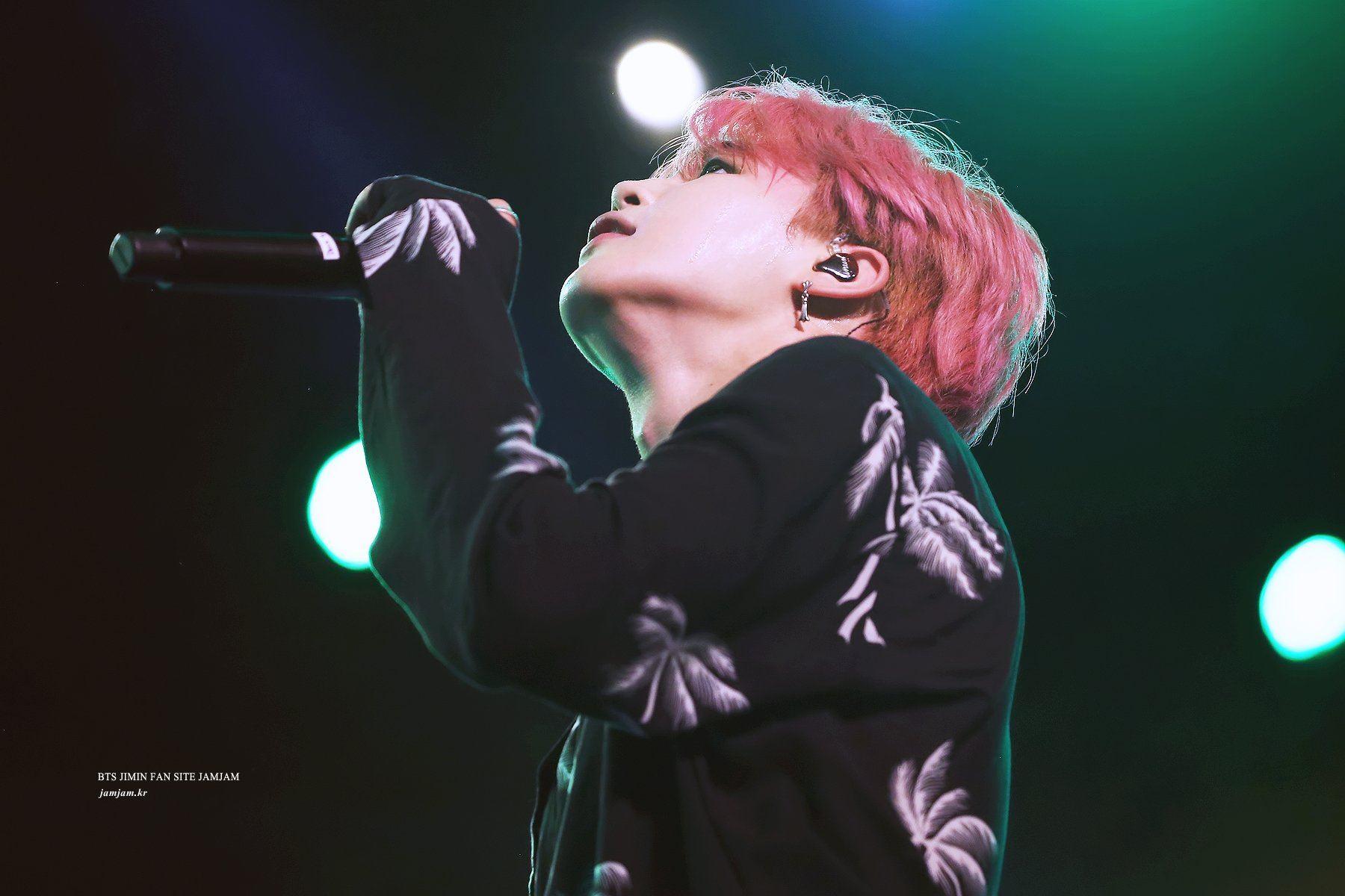 1800x1200 HD Photo Of BTS Jimin That Look Like They Belong In A Museum