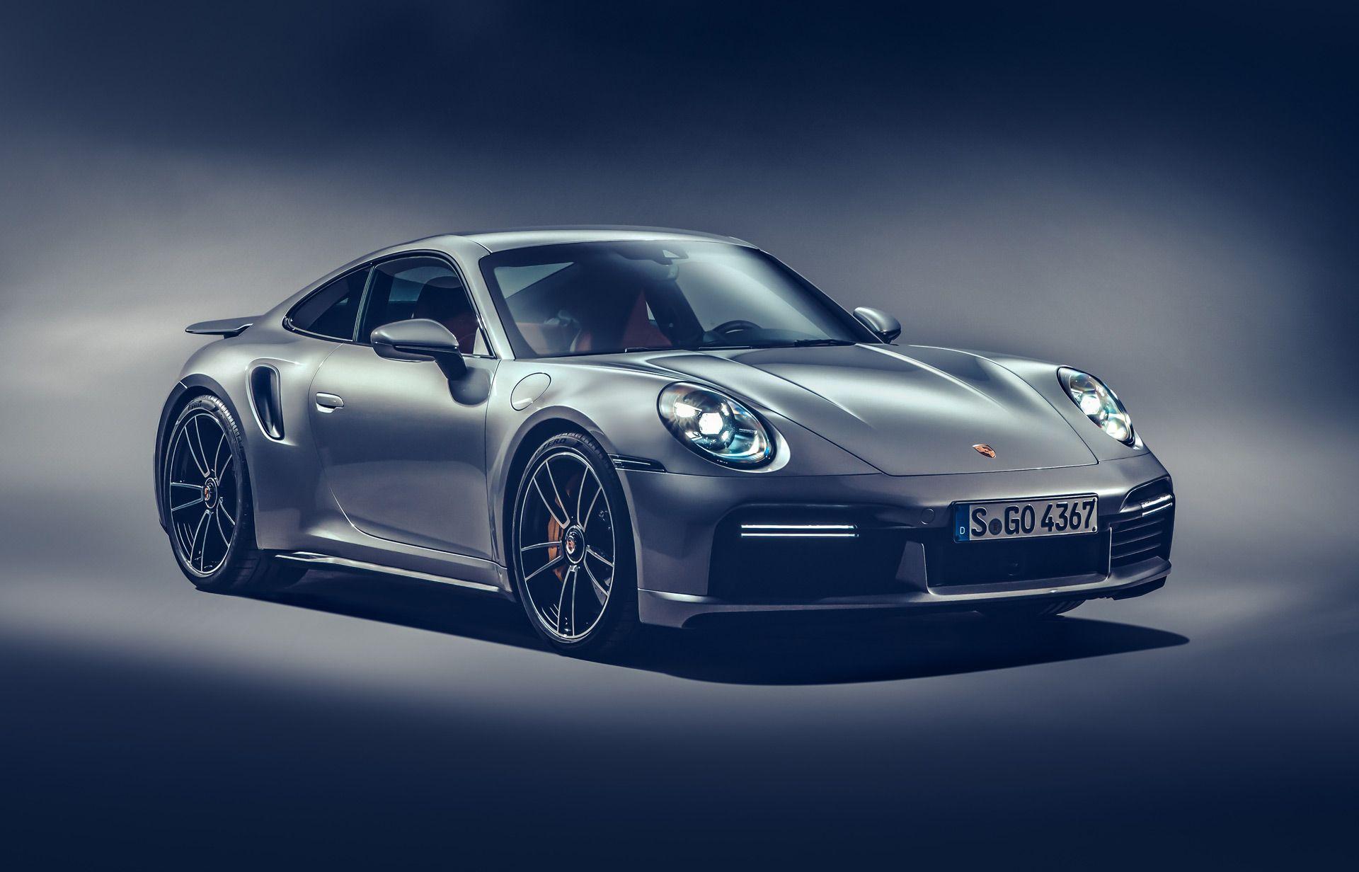 1920x1232 Porsche 911 Turbo S debuts with supercar performance