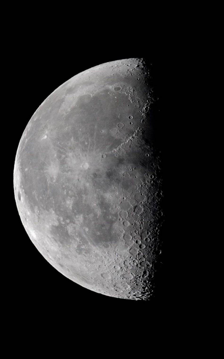 950x1520 Moon 4k Wallpaper