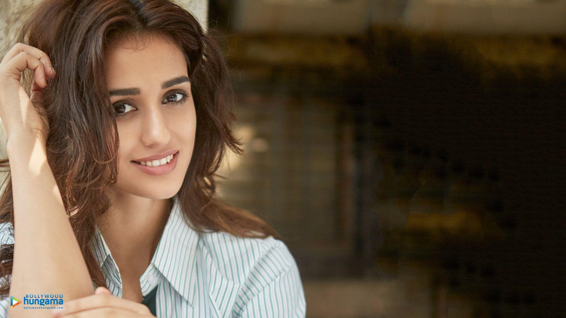 Disha Patani HD Wallpapers - Top Free Disha Patani HD Backgrounds