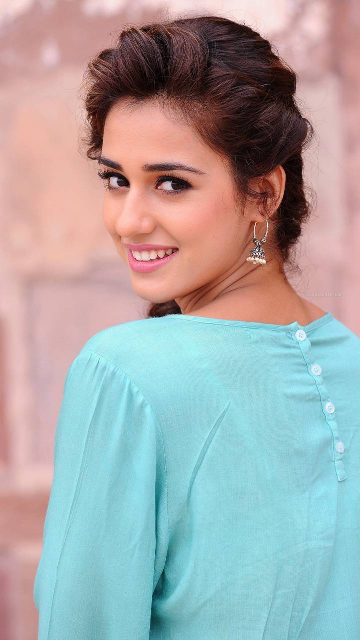 721x1280 Disha Patani wallpaper