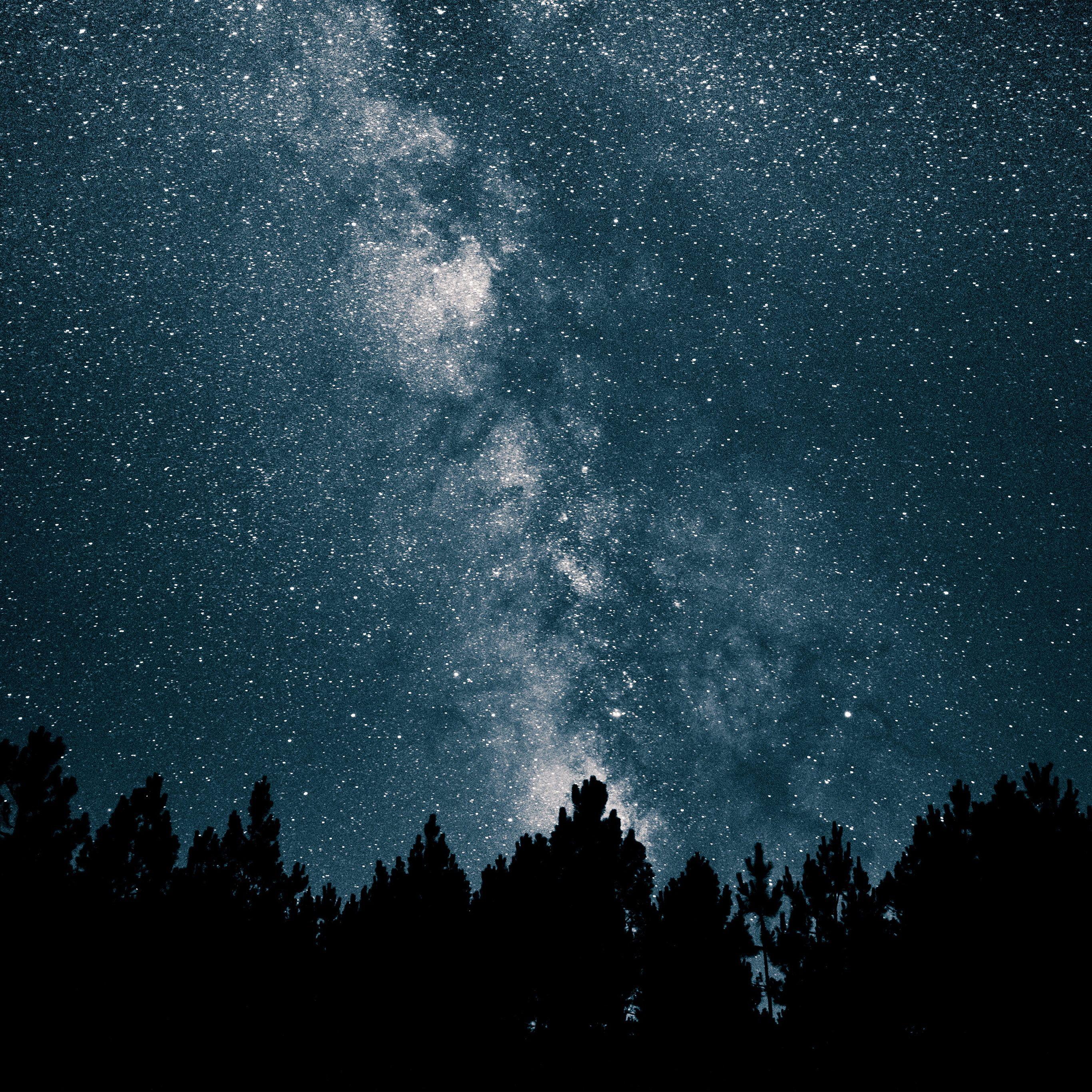 2732x2732 Night Sky Space Star Mountain Nature Wallpaper