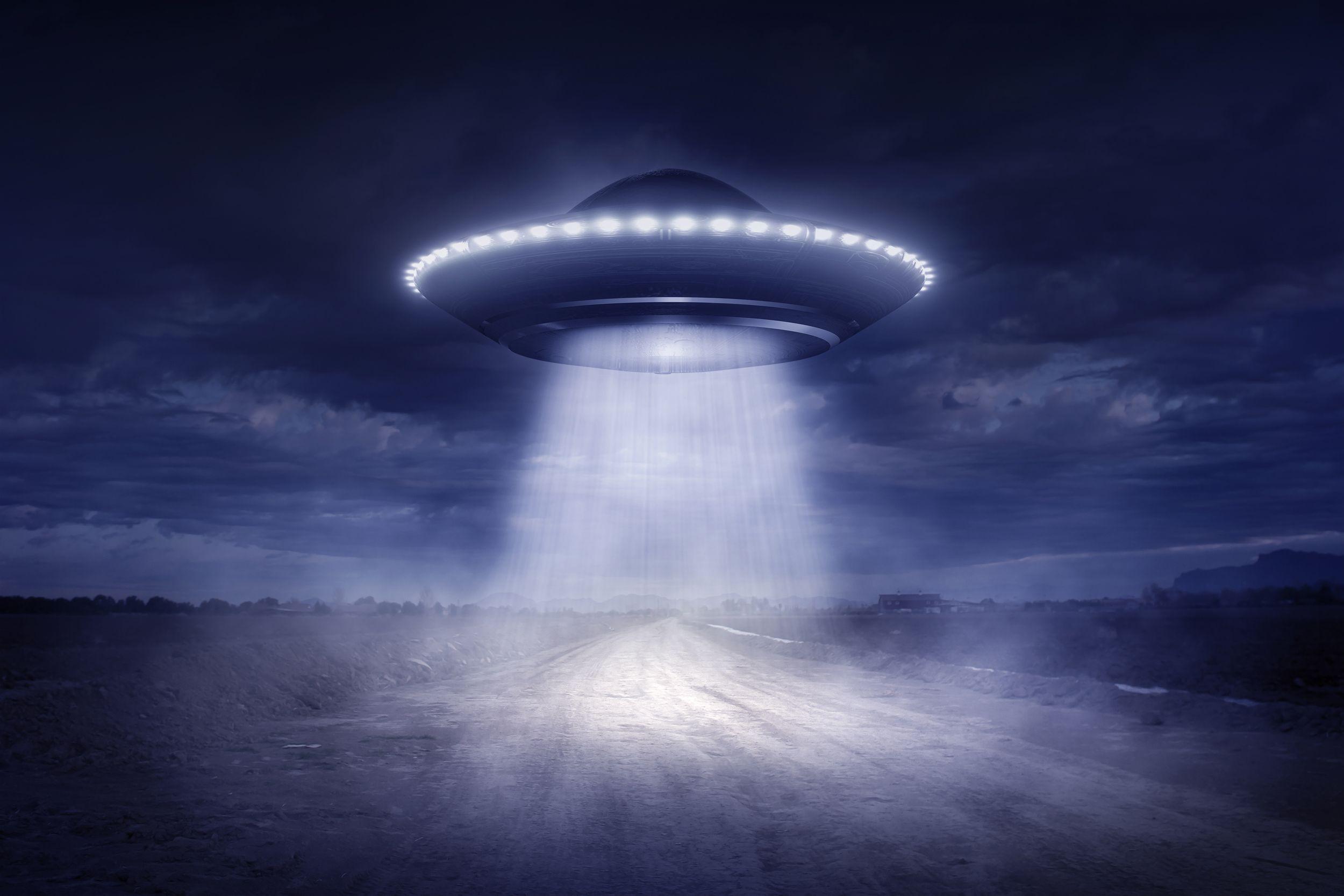 Cool Alien UFO Wallpapers - Top Free Cool Alien UFO Backgrounds ...