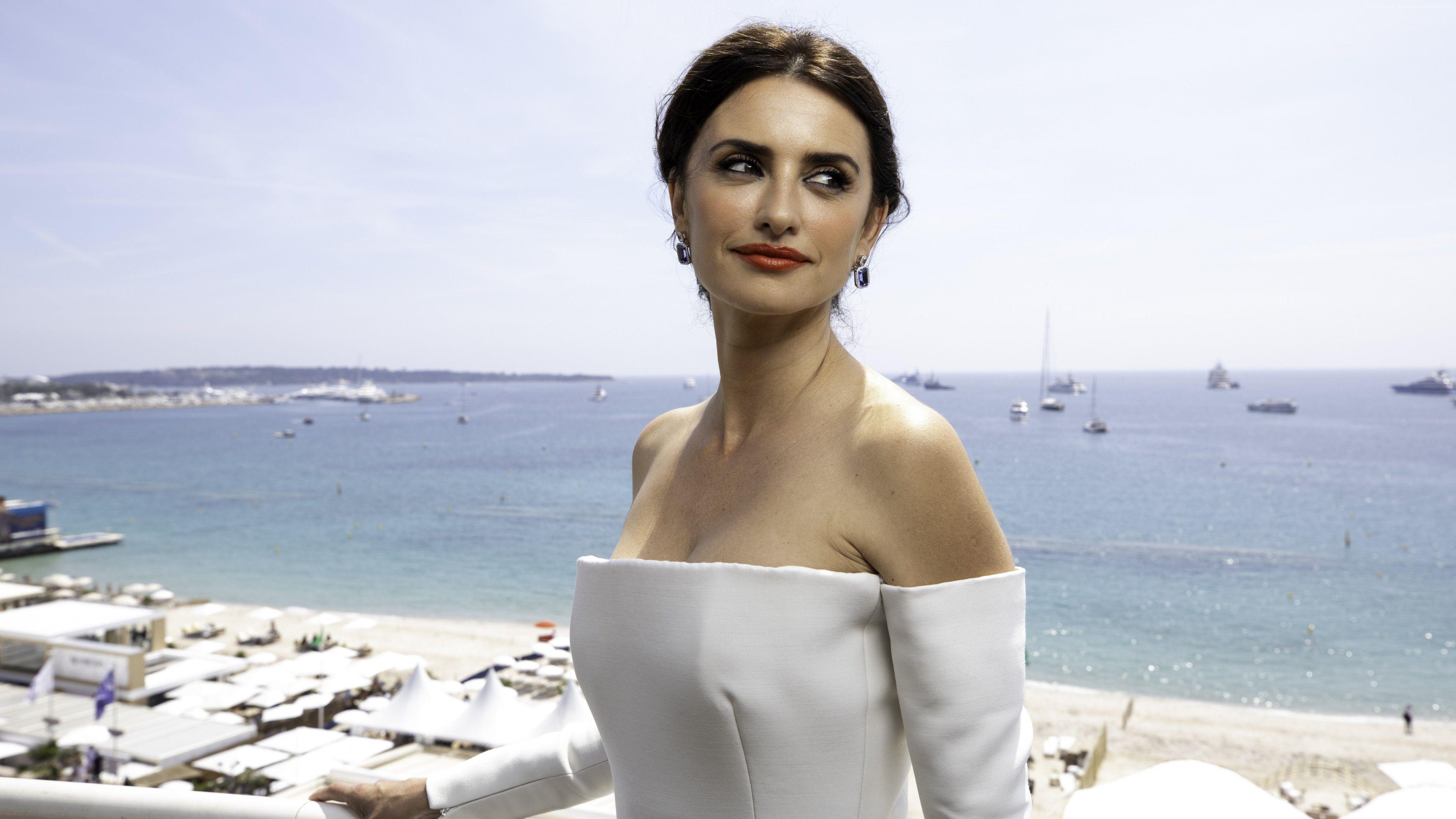 3840x2160 Wallpaper Penelope Cruz, hot, 4K, 6K, Celebrities Wallpaper