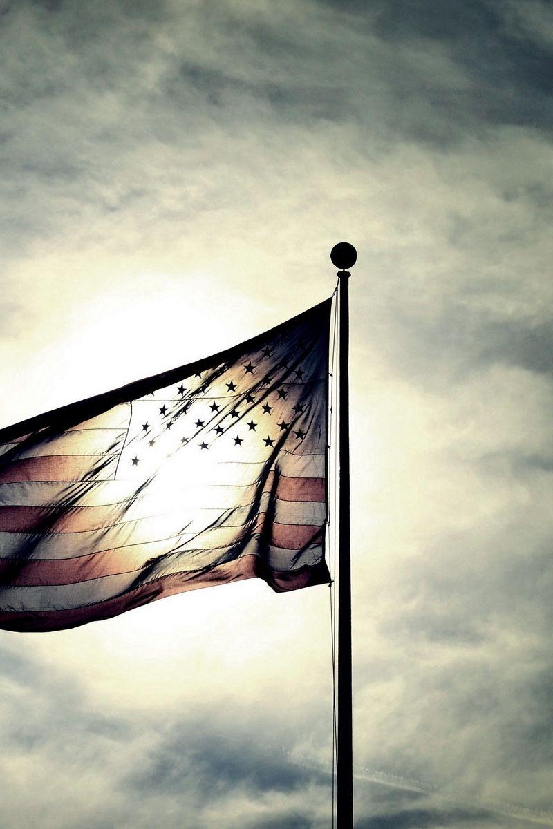 800x1200 Download wallpaper 800x1200 usa, flag, sky, night, clouds iphone