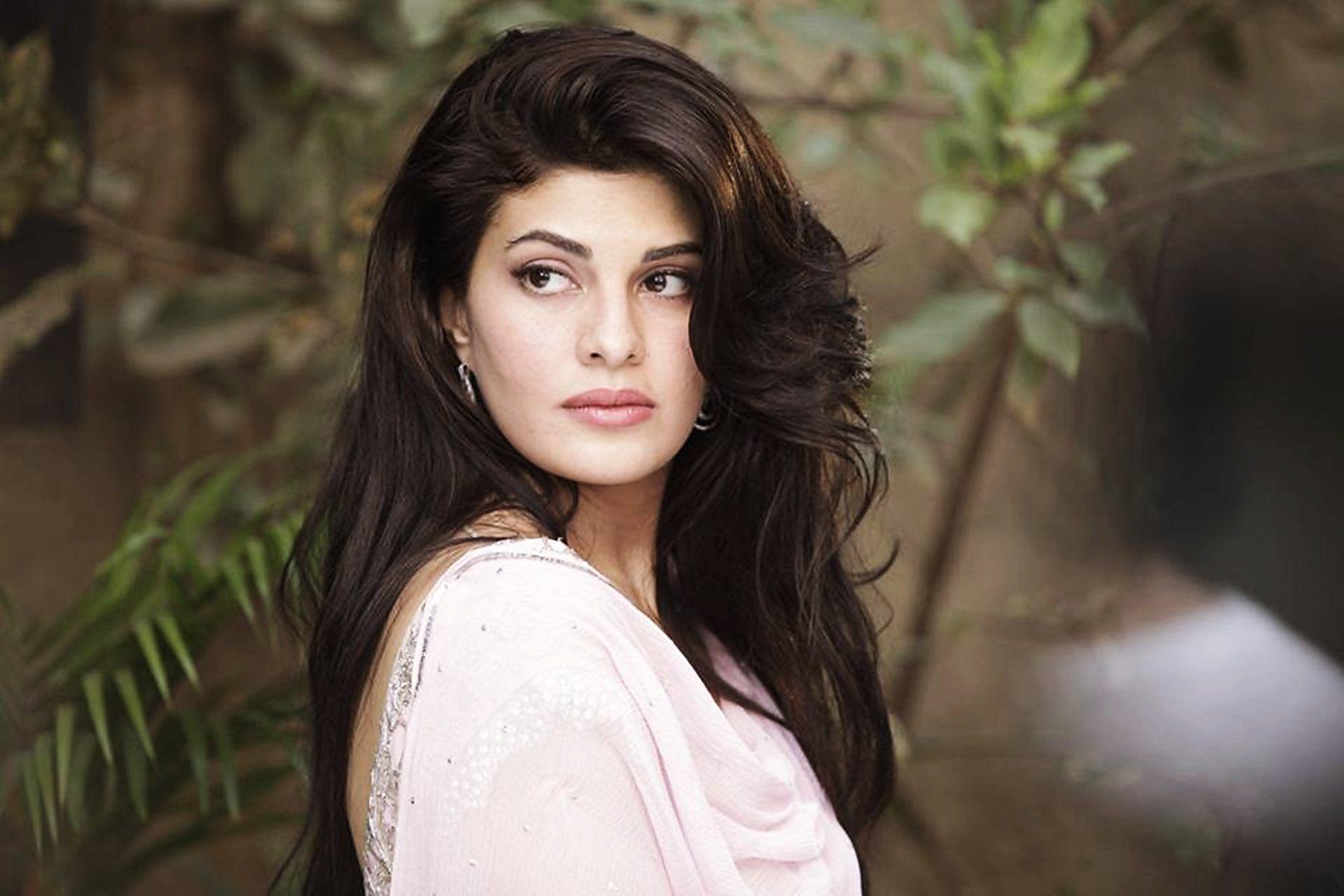 1920x1280 Jacqueline Fernandez Wallpaper