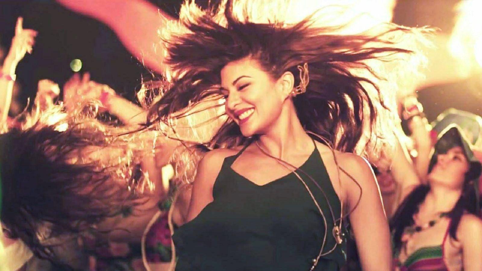 1600x900 Jacqueline Fernandez In Roy Movie HD Wallpaper 8K