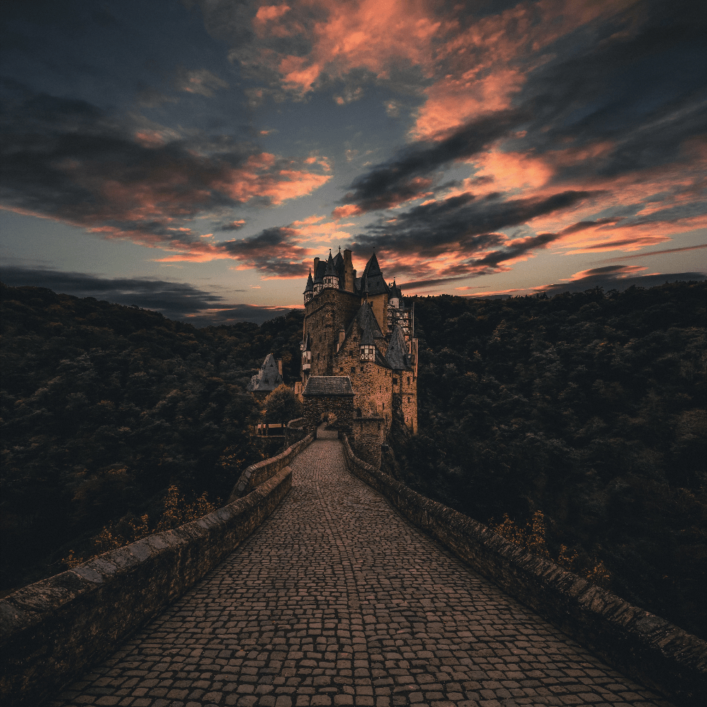 1000x1000 Download wallpaper 3415x3415 wierschem, germany, castle, trail, evening, sky ipad pro 12.9. Harry potter wallpaper, Harry potter background, Harry potter picture